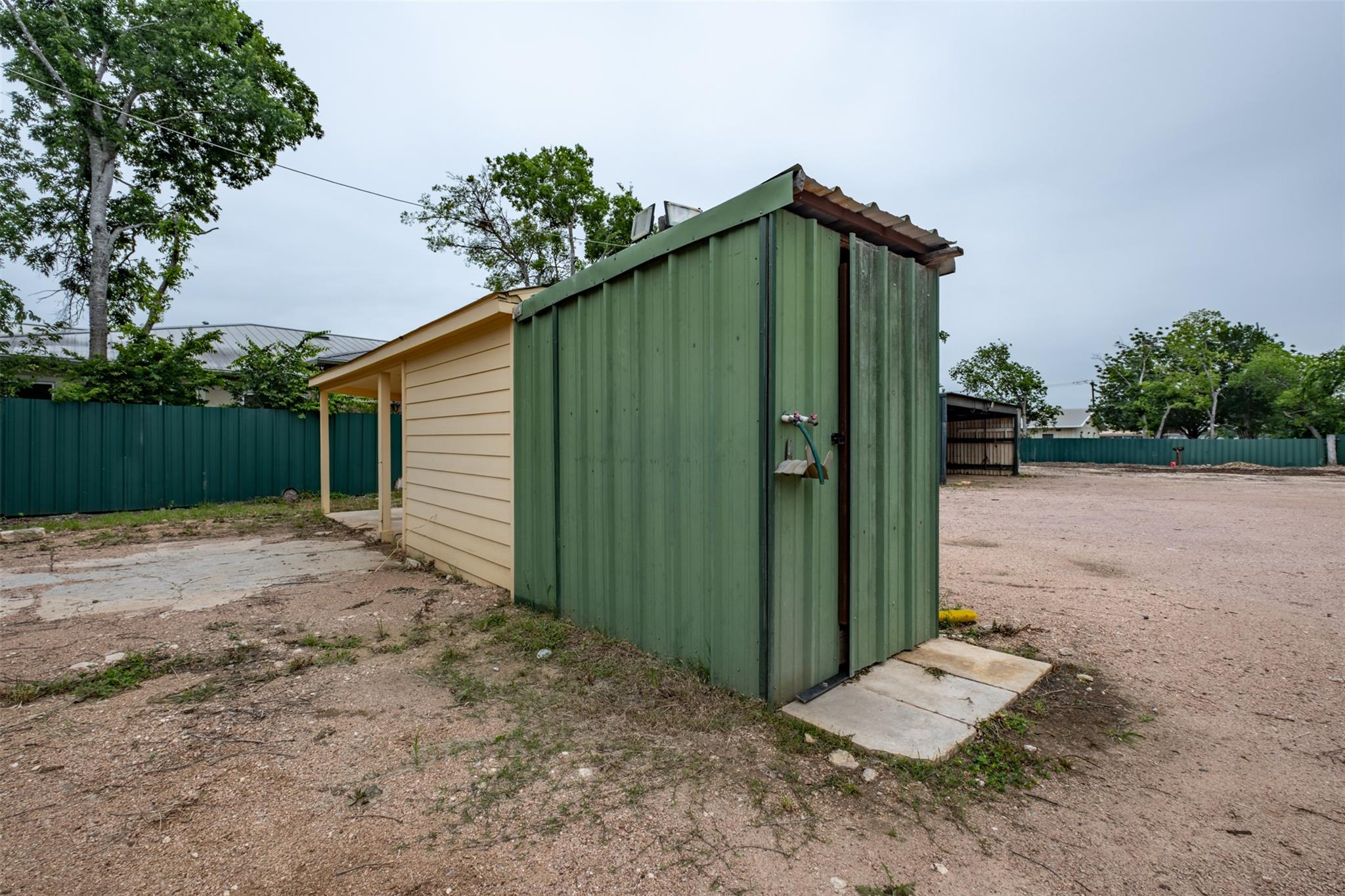 1051 Old 1460 Trl, Georgetown, TX 78626
