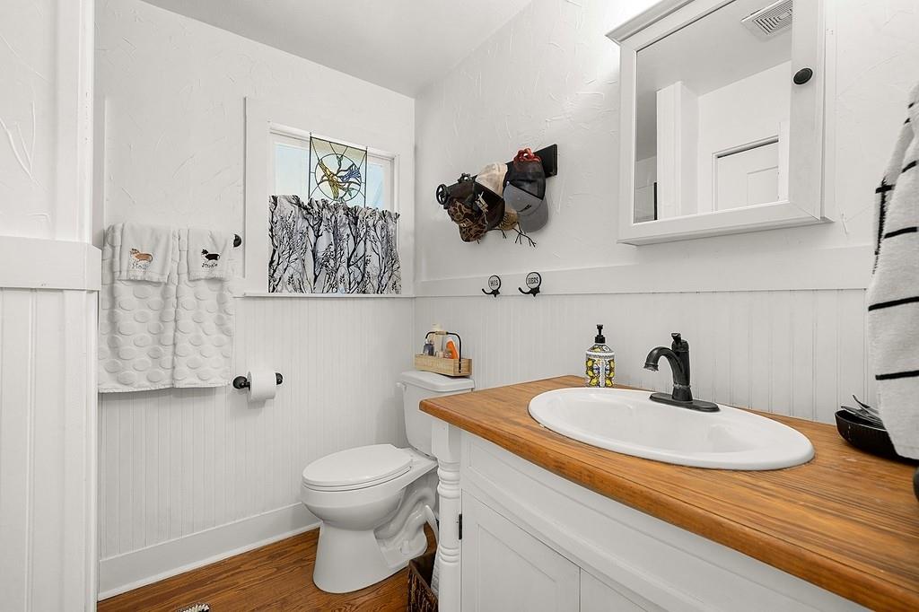 326 Centennial St, Carmine, TX 78932