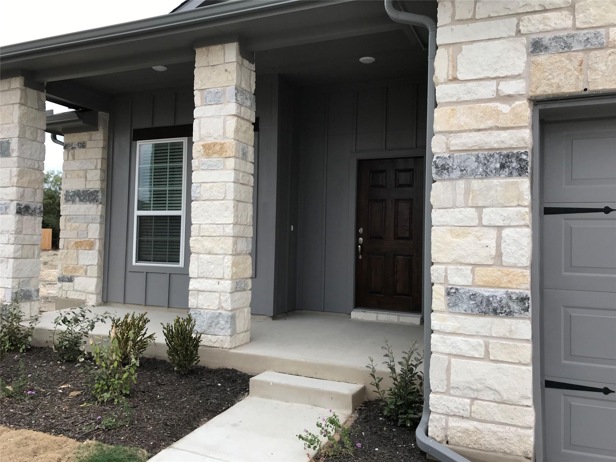 316 Clear Fork Loop, Liberty Hill, TX 78642
