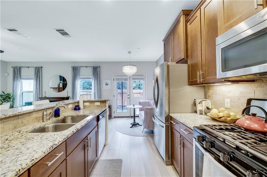 1701 S Bell Blvd # 302, Cedar Park, TX 78613
