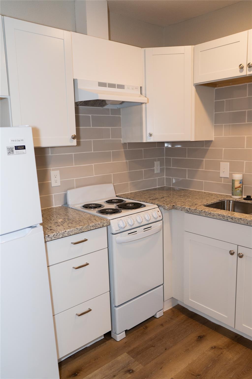 97 Anthony St # B, Austin, TX 78702