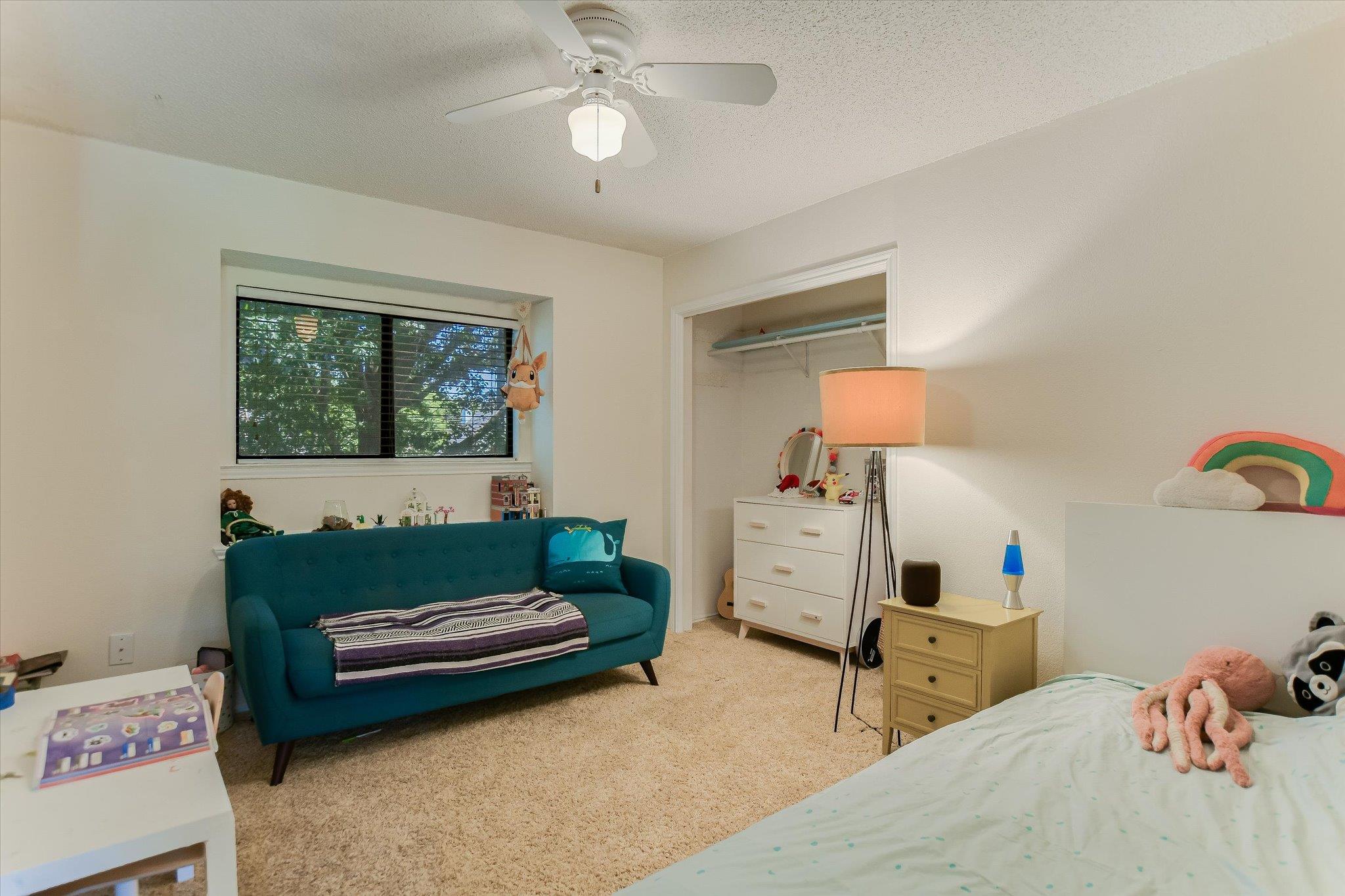 1104 Crestview St, Round Rock, TX 78681