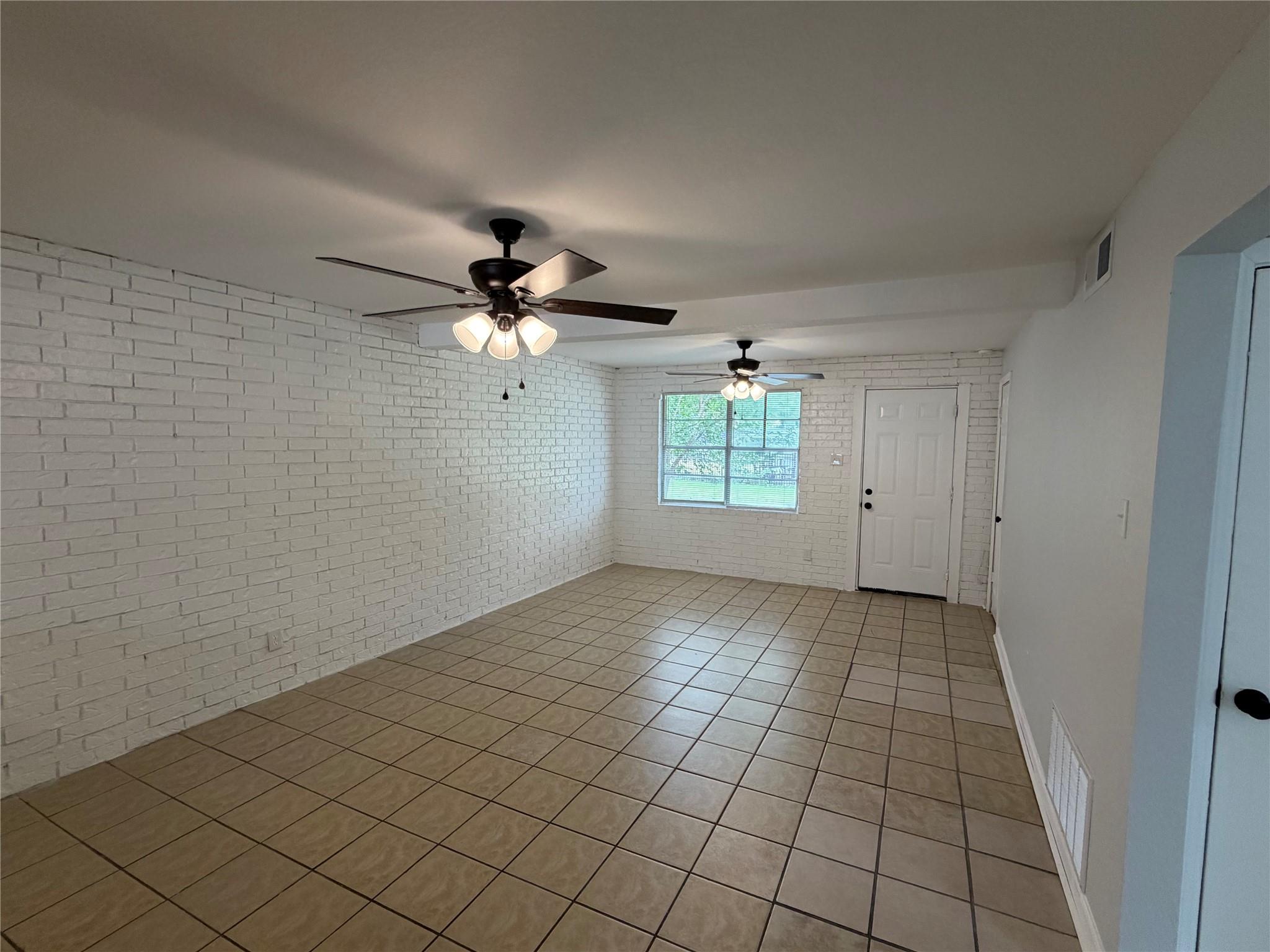 401 Branch St, Taylor, TX 76574