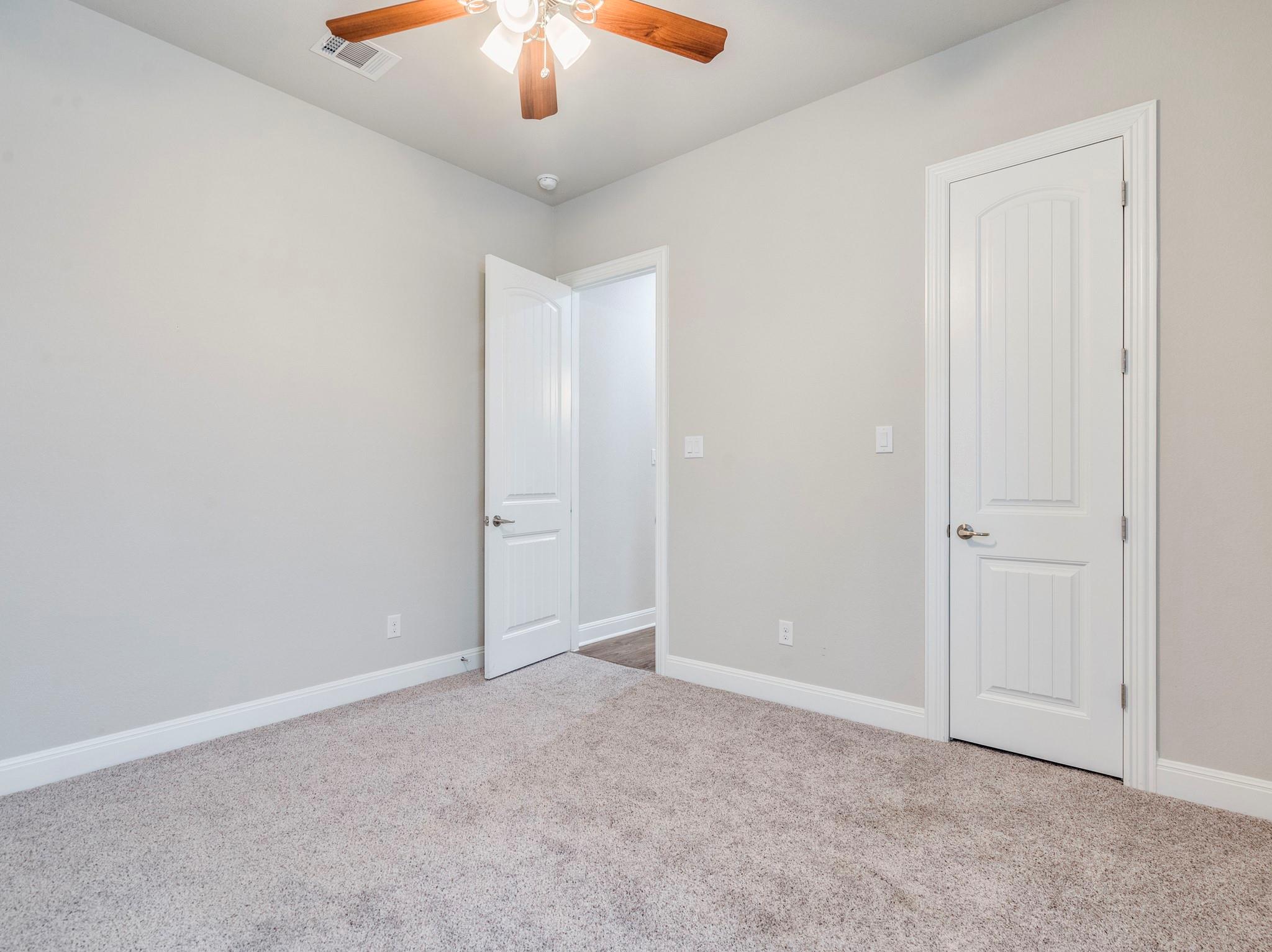 836 Richardson Ln, Leander, TX 78641