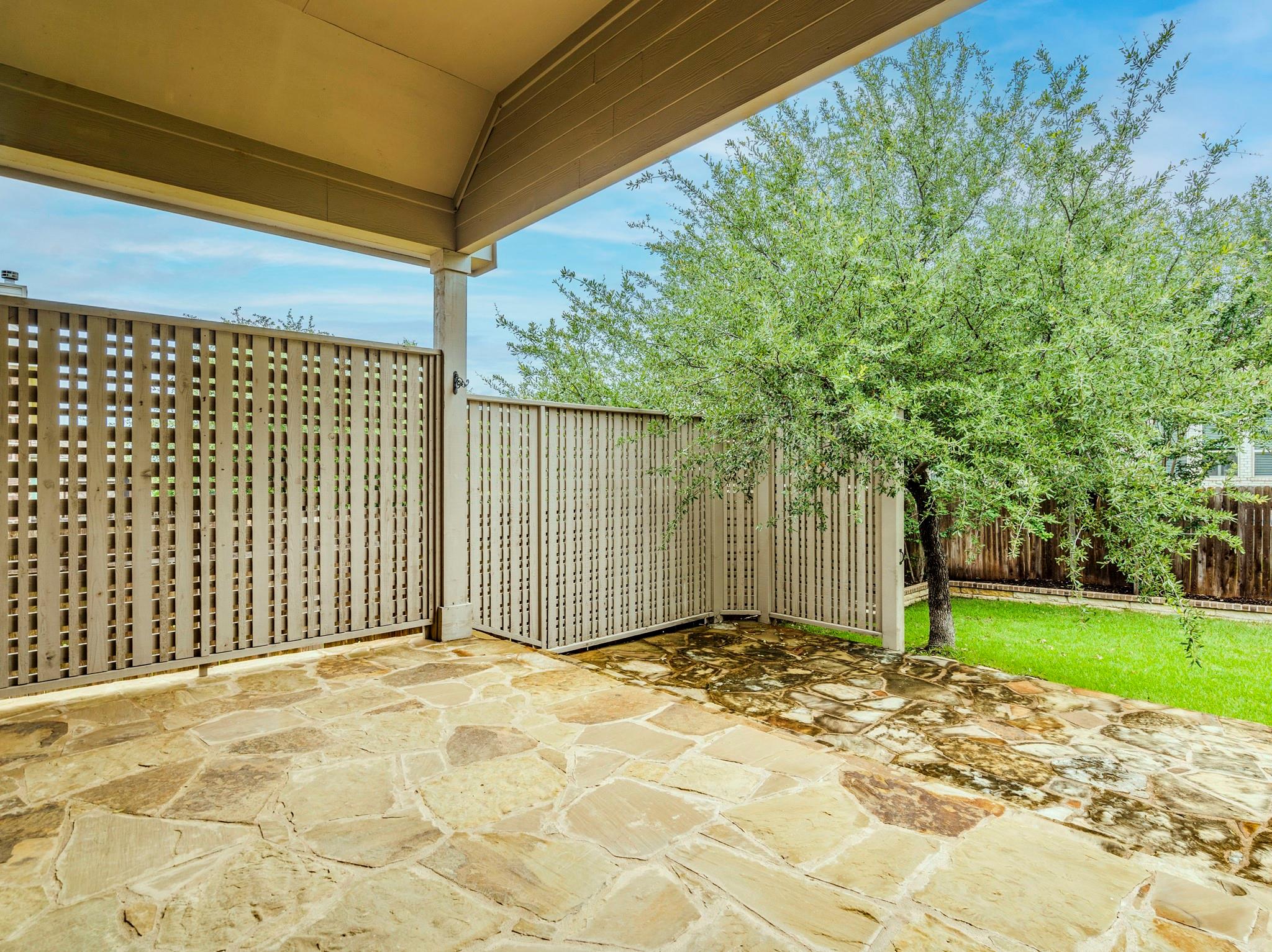836 Richardson Ln, Leander, TX 78641