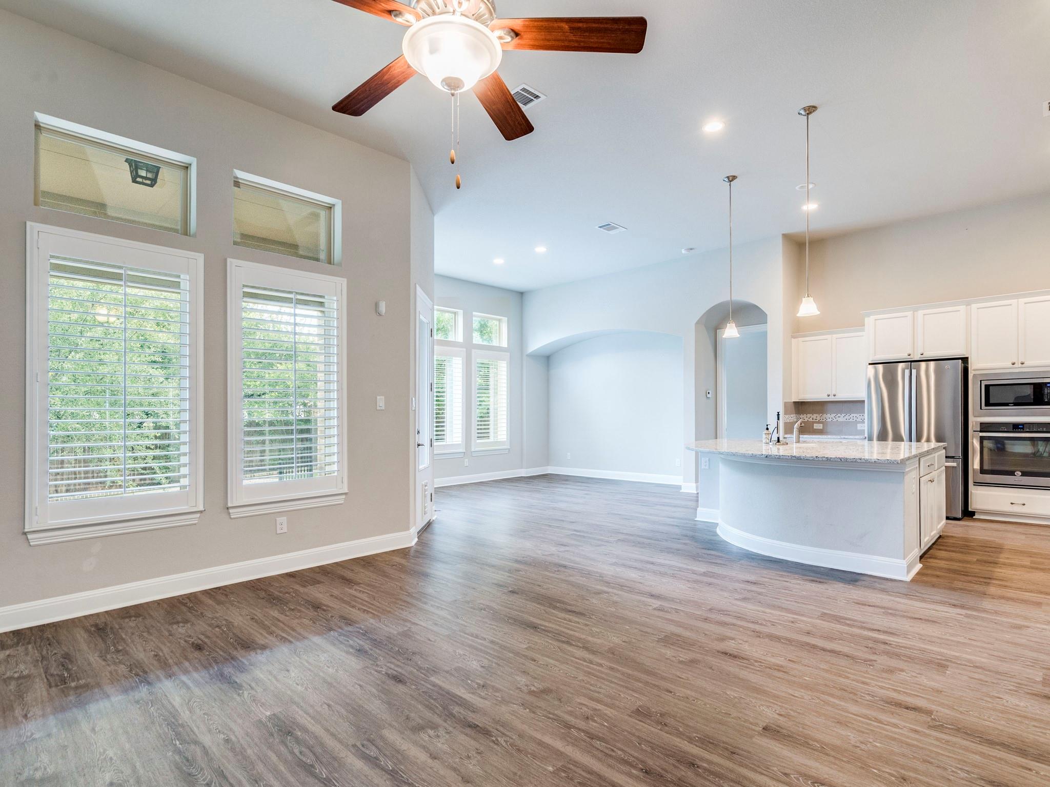 836 Richardson Ln, Leander, TX 78641