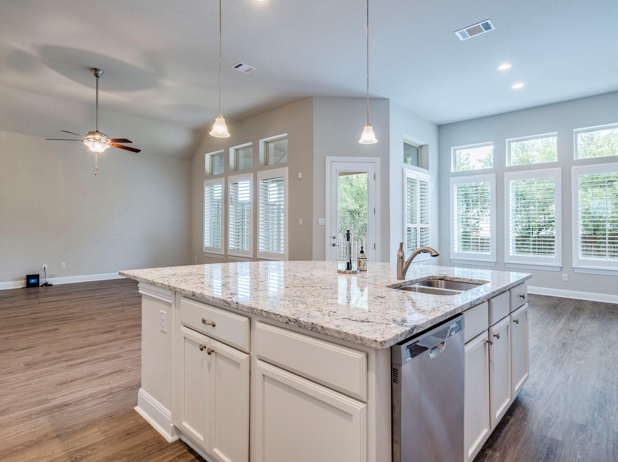 836 Richardson Ln, Leander, TX 78641