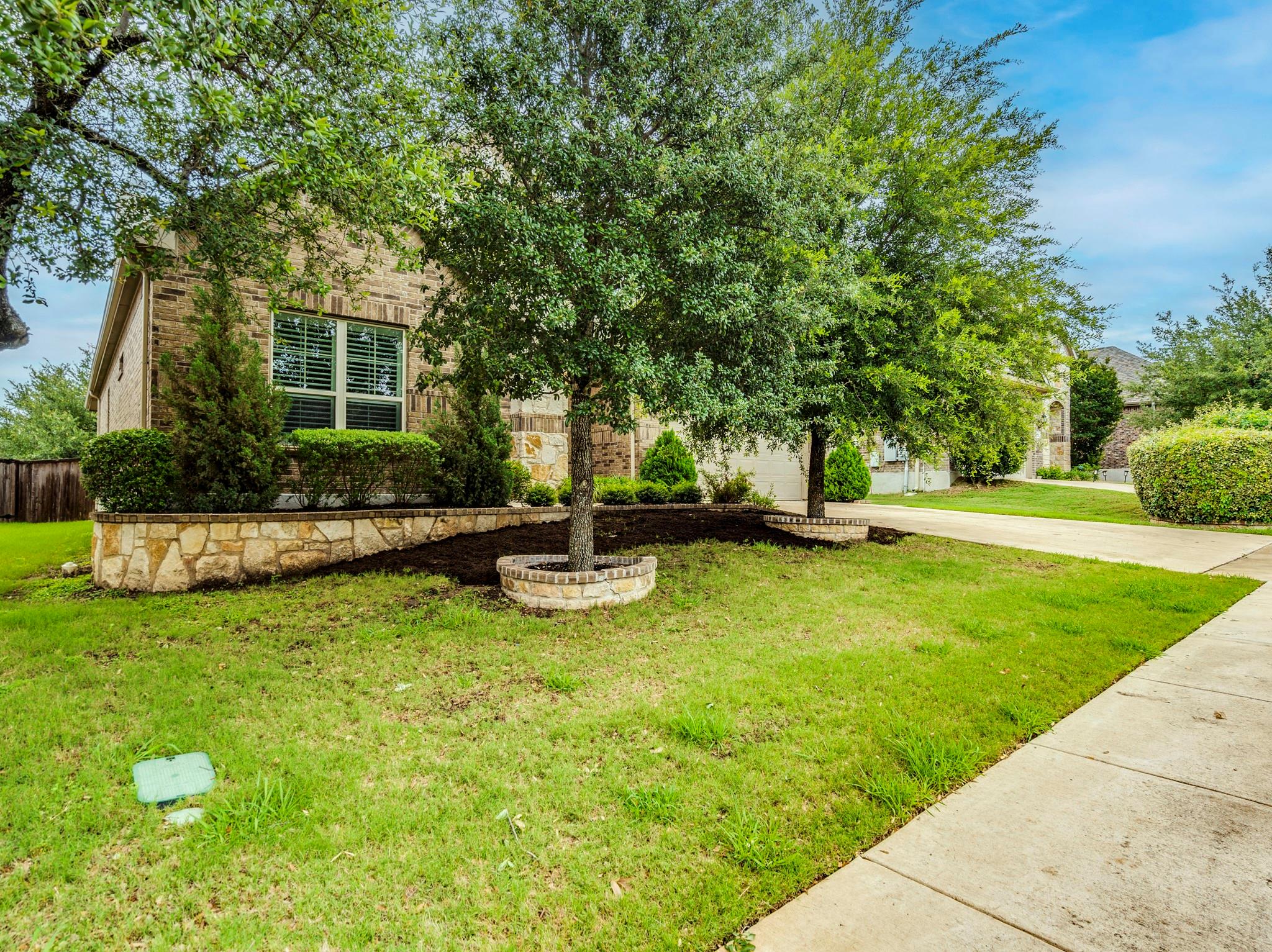836 Richardson Ln, Leander, TX 78641
