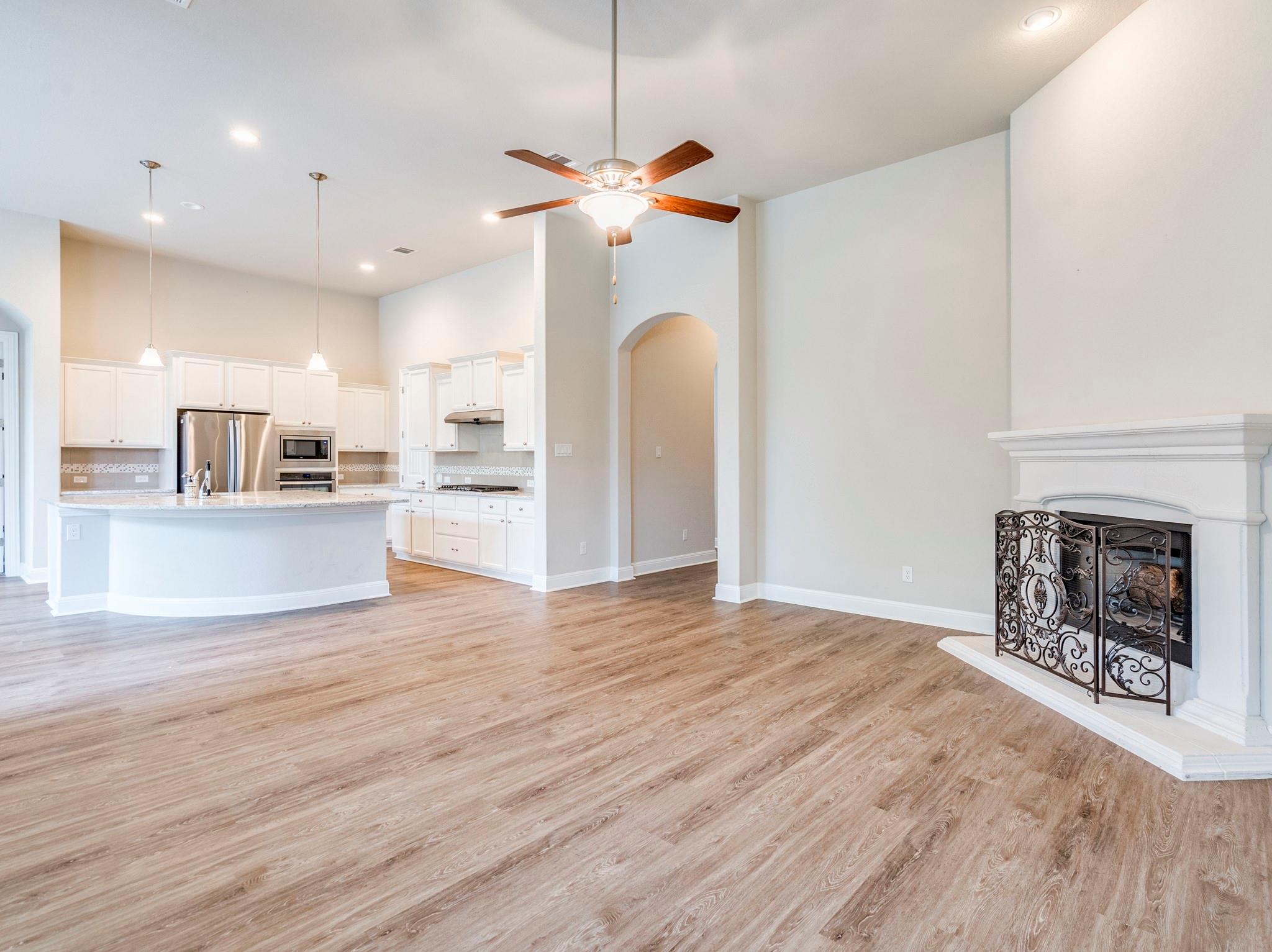 836 Richardson Ln, Leander, TX 78641