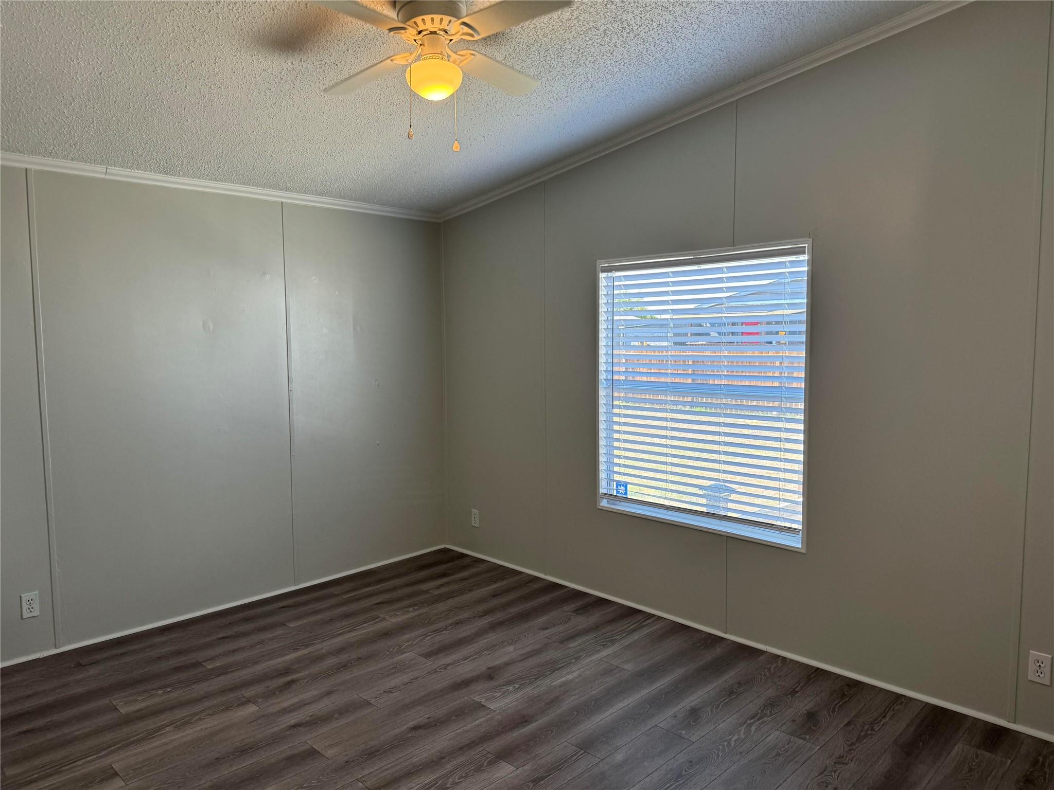3163 Fm 1966, Maxwell, TX 78656