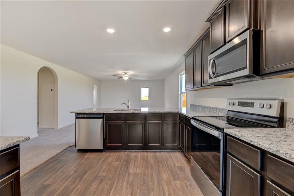 14421 Prairie Sod Ln, Elgin, TX 78621