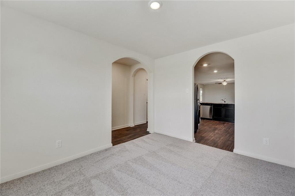 14421 Prairie Sod Ln, Elgin, TX 78621