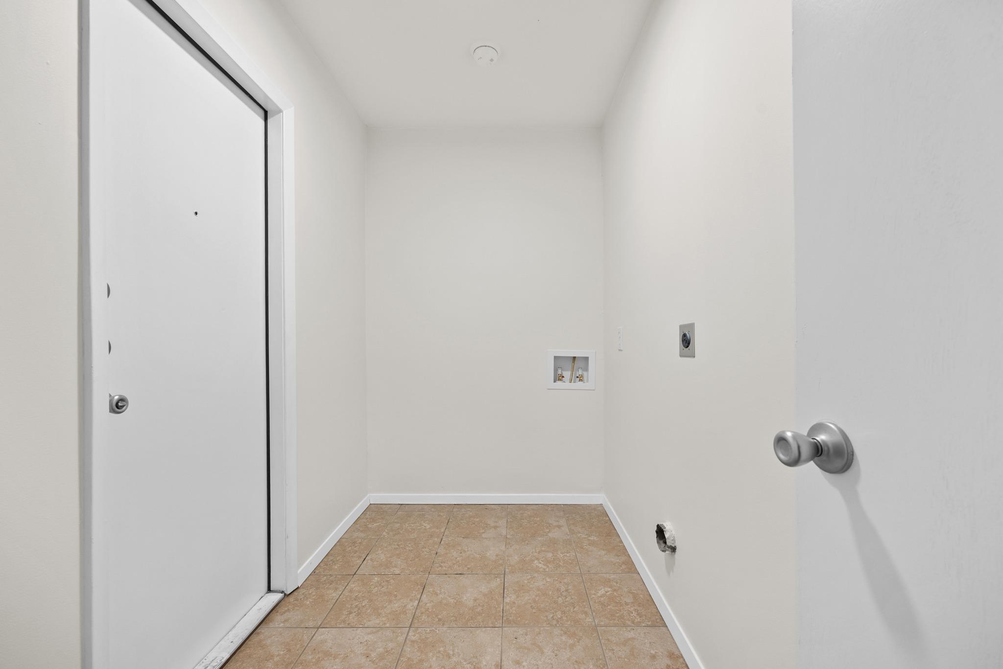8600 Hathaway Dr, Austin, TX 78757