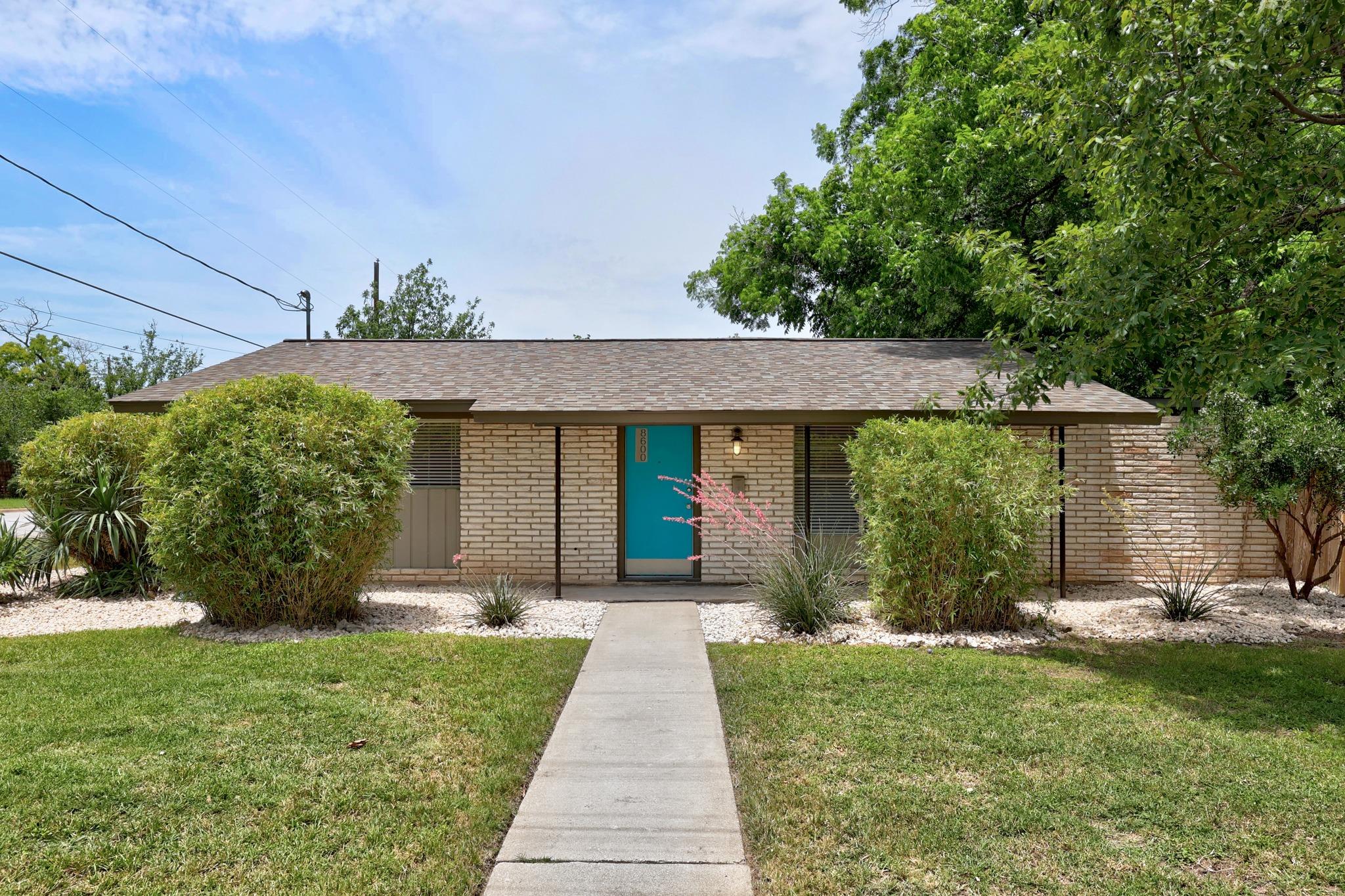 8600 Hathaway Dr, Austin, TX 78757