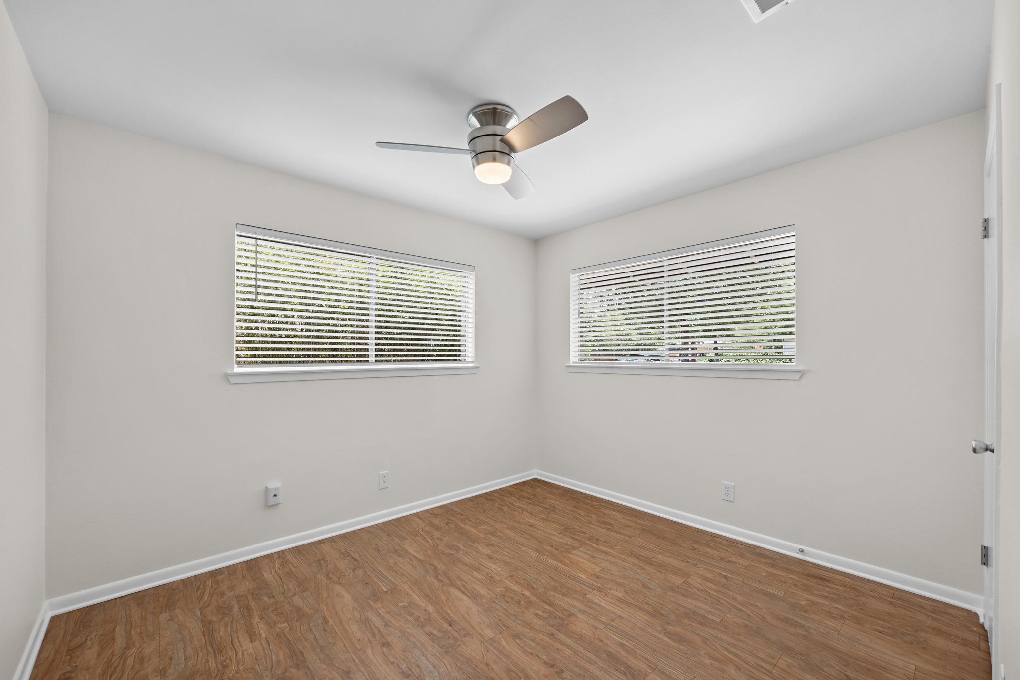 8600 Hathaway Dr, Austin, TX 78757