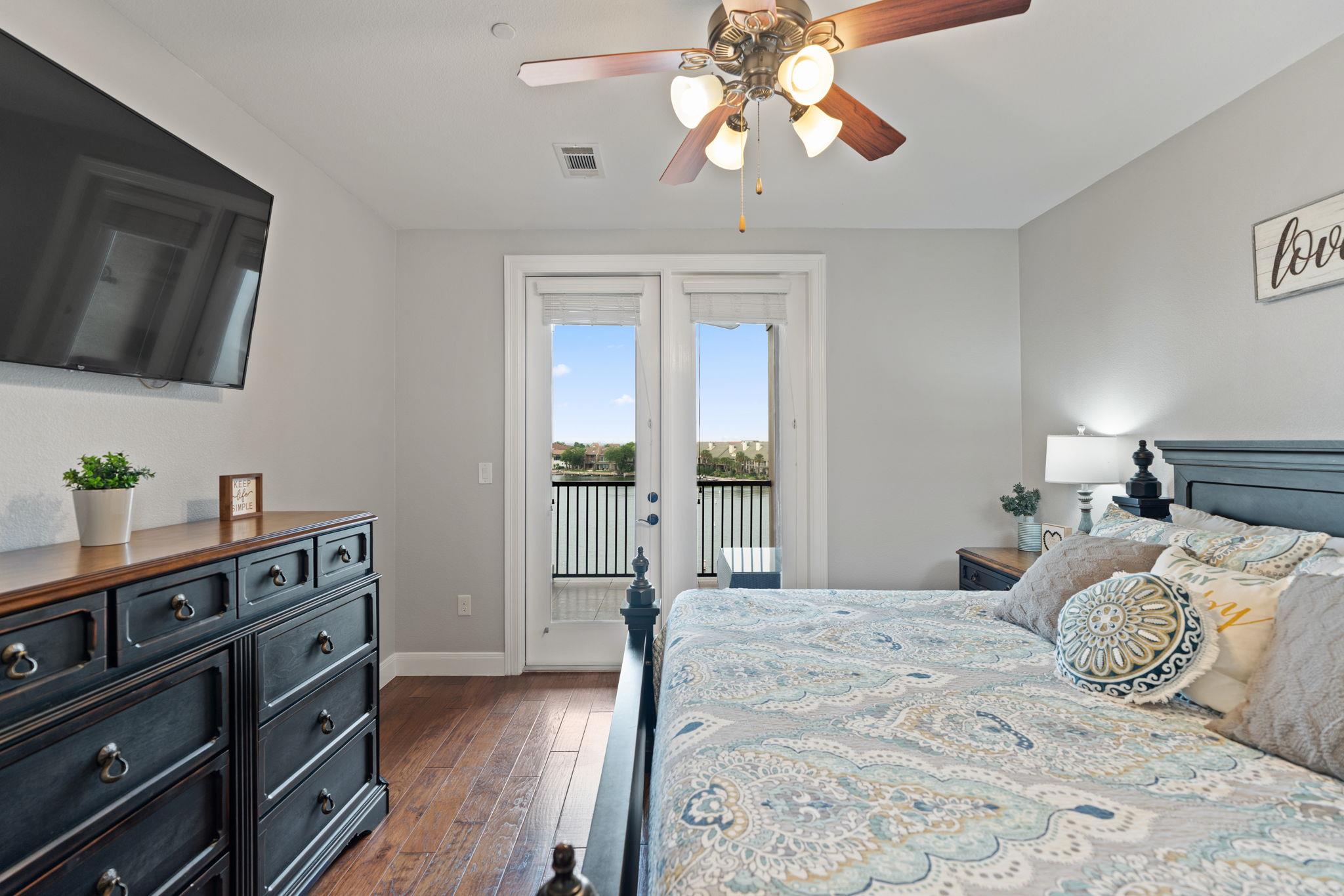98 Island Dr # 34, Horseshoe Bay, TX 78657