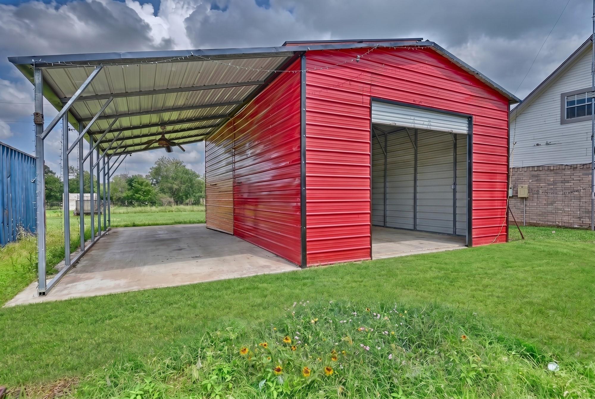 1689 Fm 2104, Paige, TX 78659
