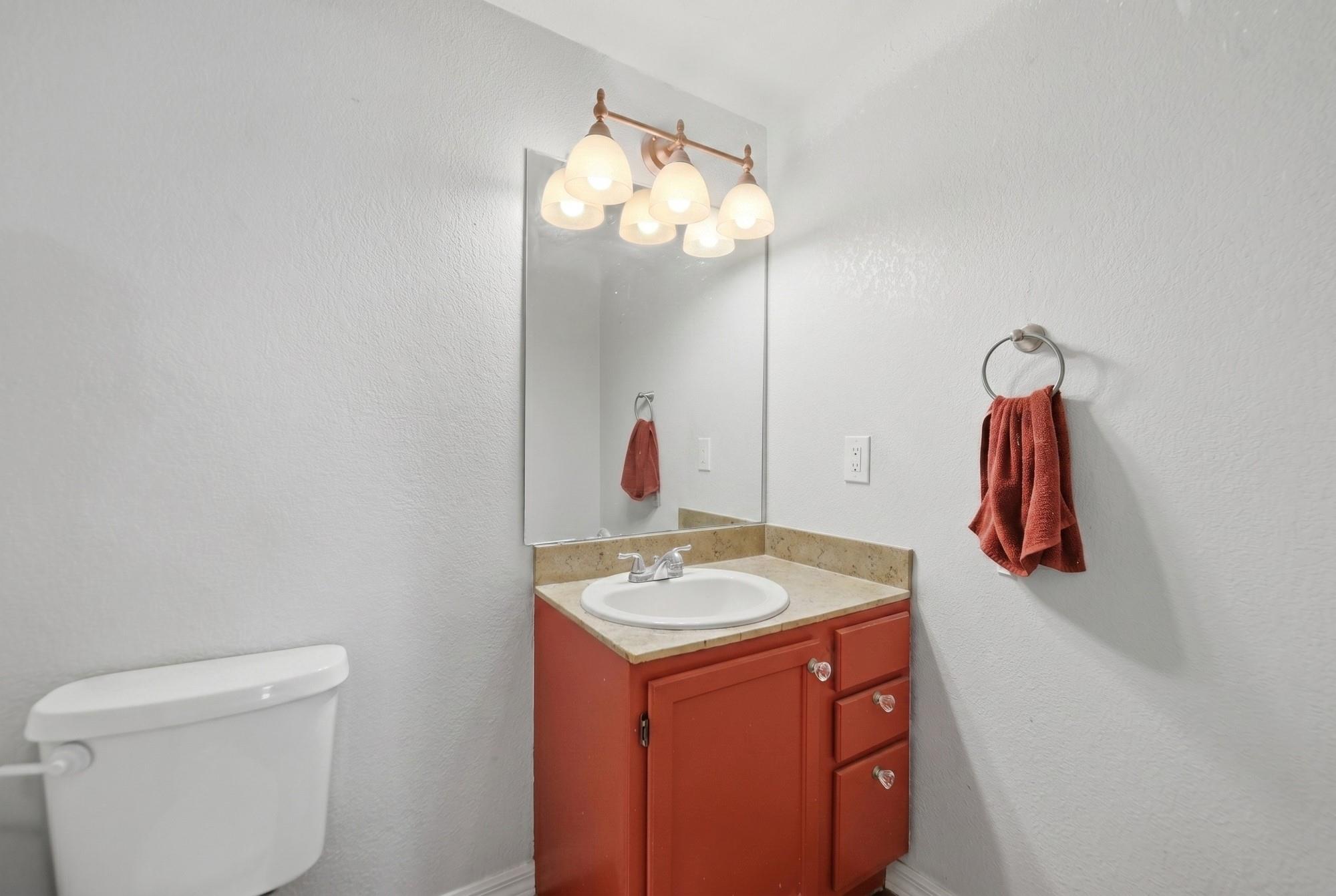 1689 Fm 2104, Paige, TX 78659