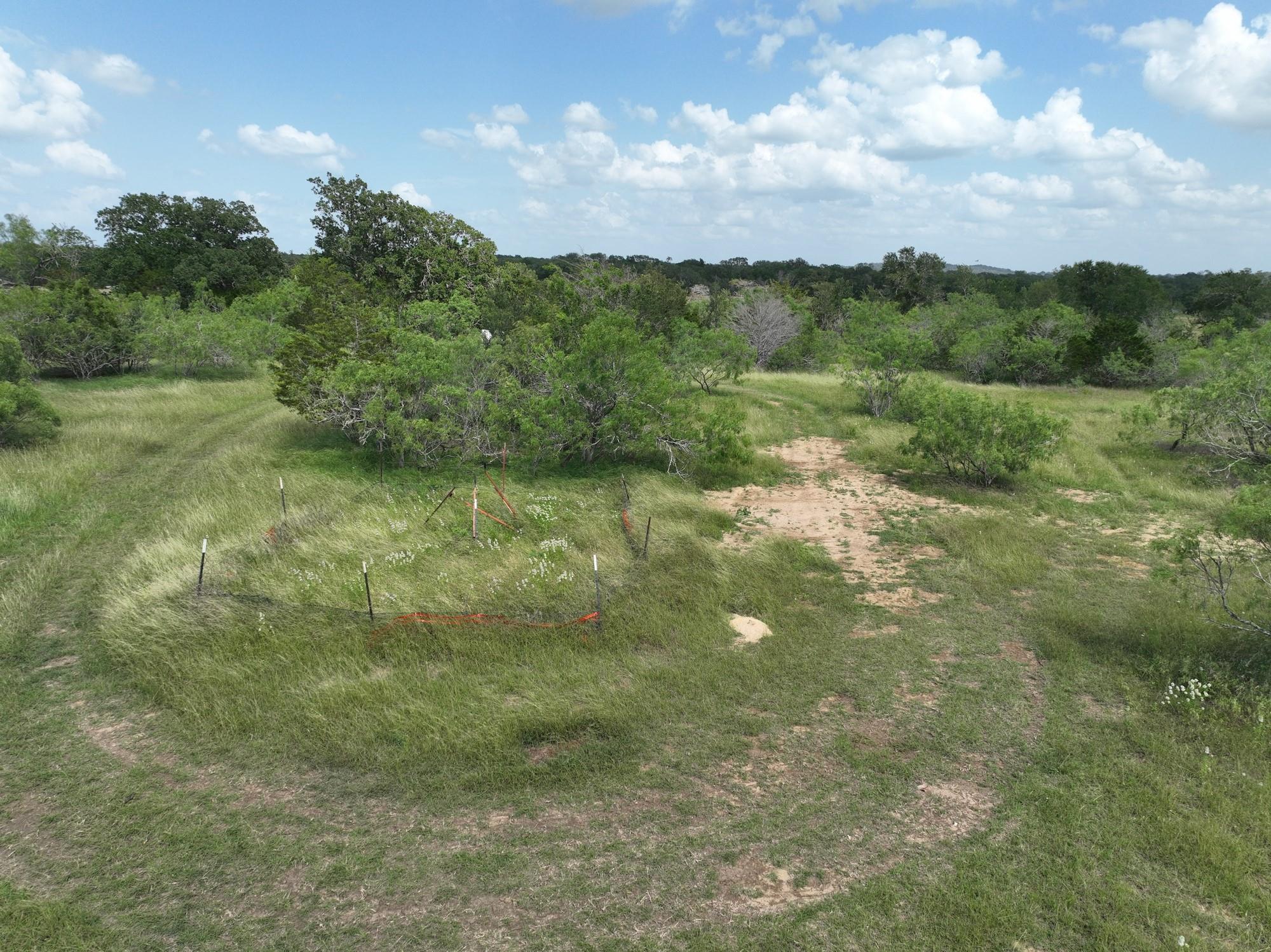 1689 Fm 2104, Paige, TX 78659