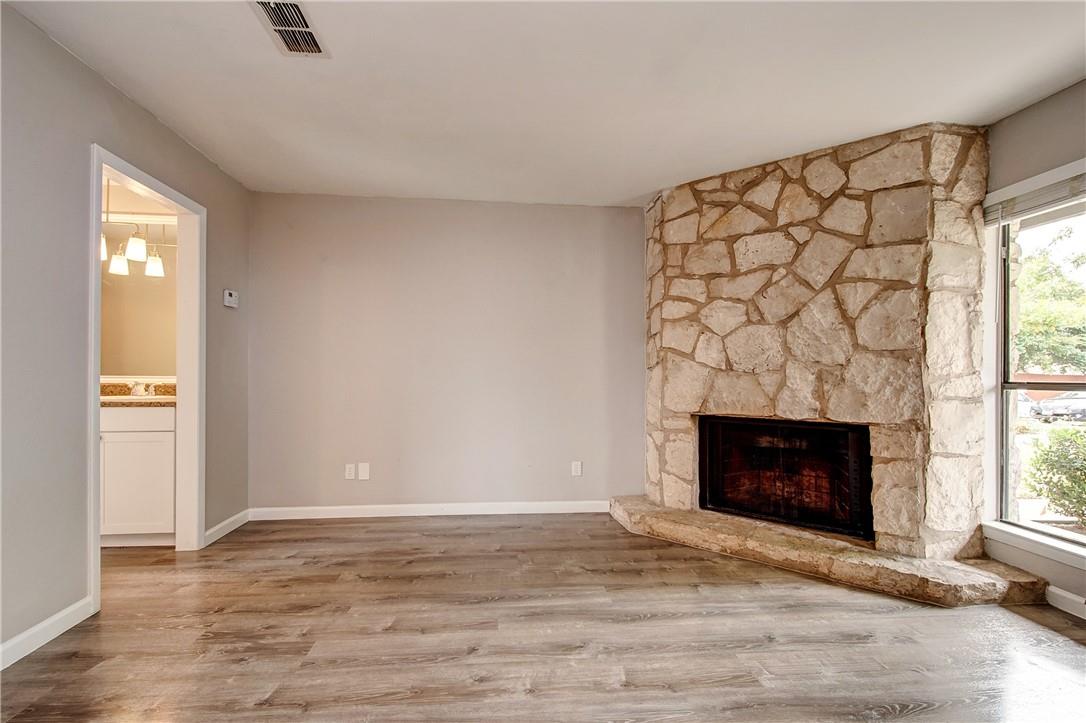 4307 S 1st St # 108, Austin, TX 78745