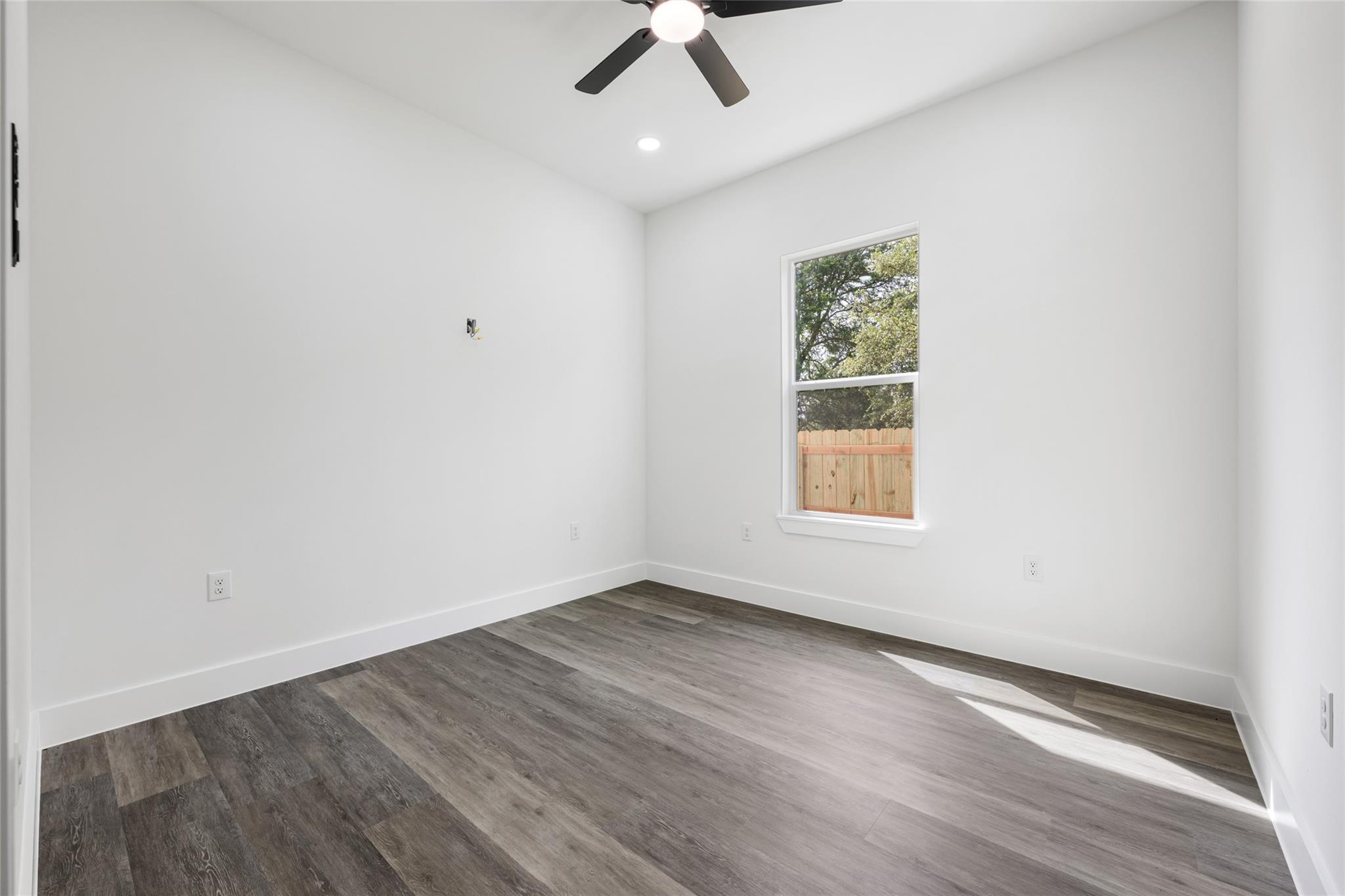 136 Waimanalo Ln, Bastrop, TX 78602