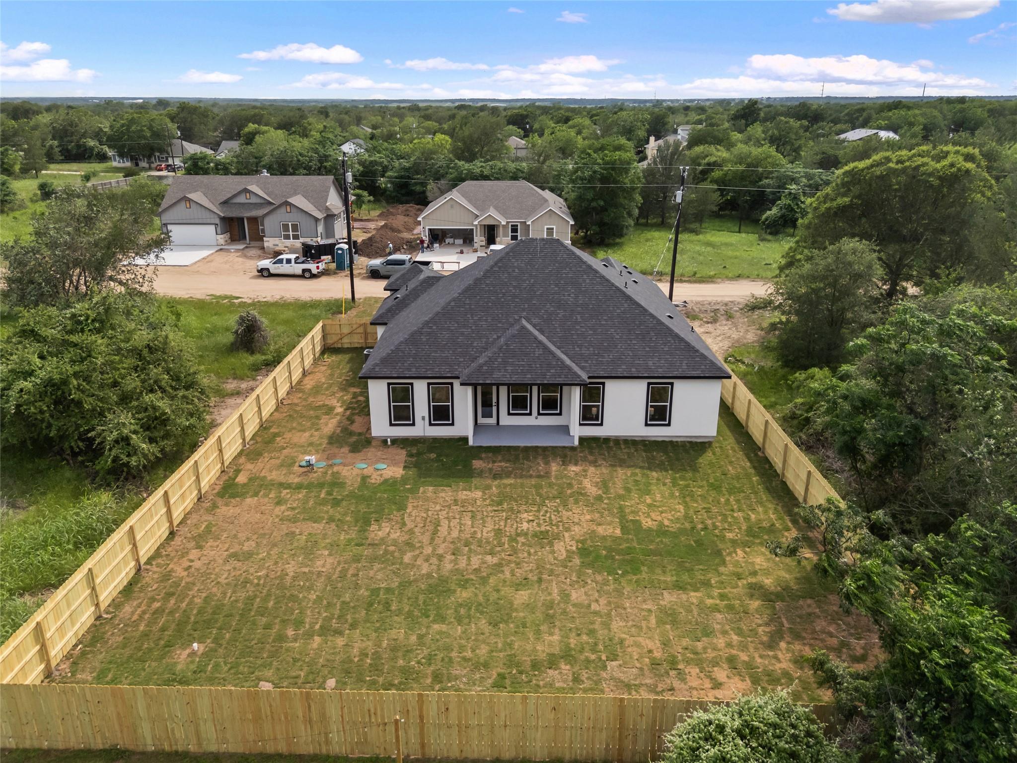 136 Waimanalo Ln, Bastrop, TX 78602