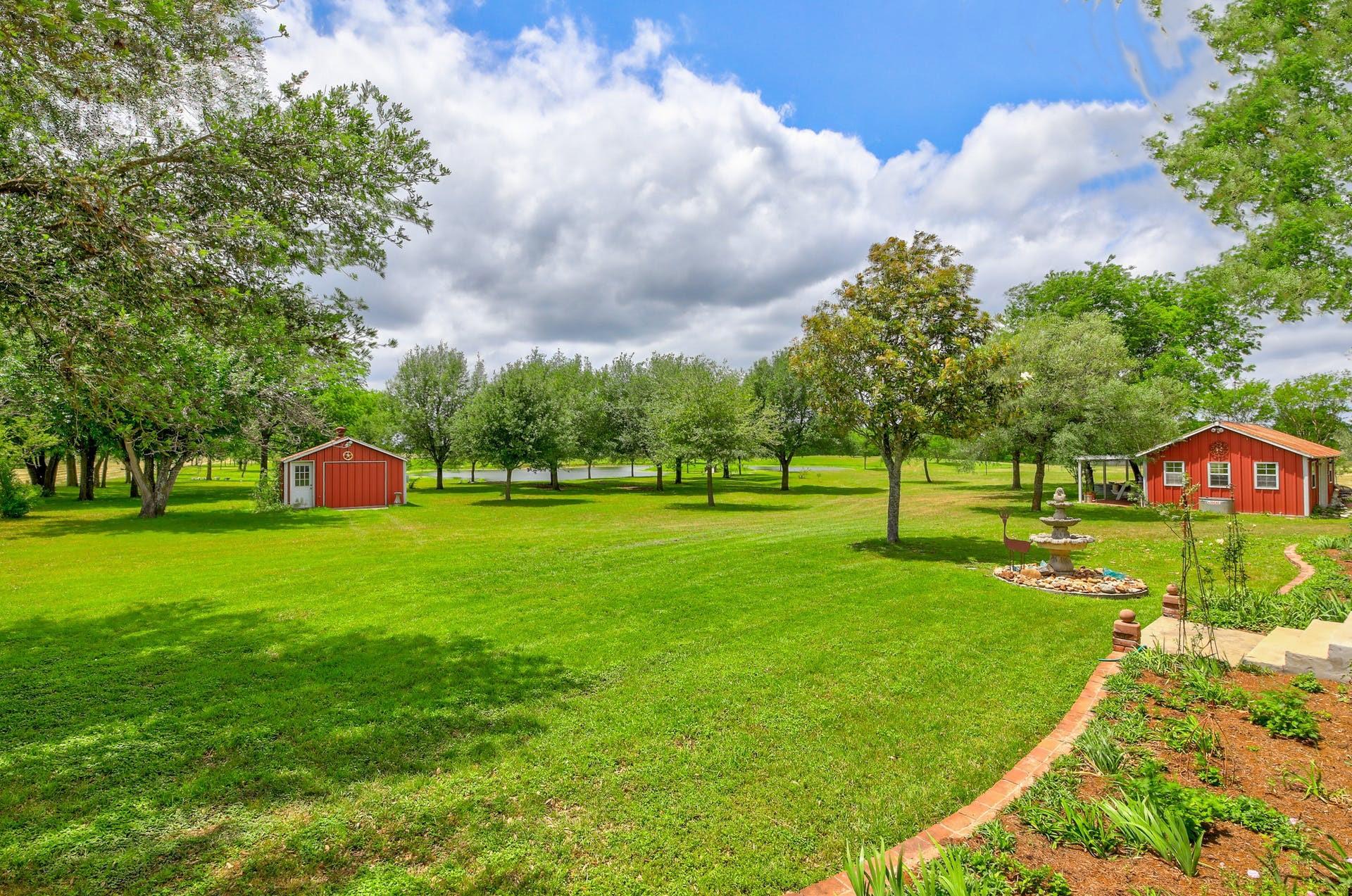 1610 County Road 463, Elgin, TX 78621