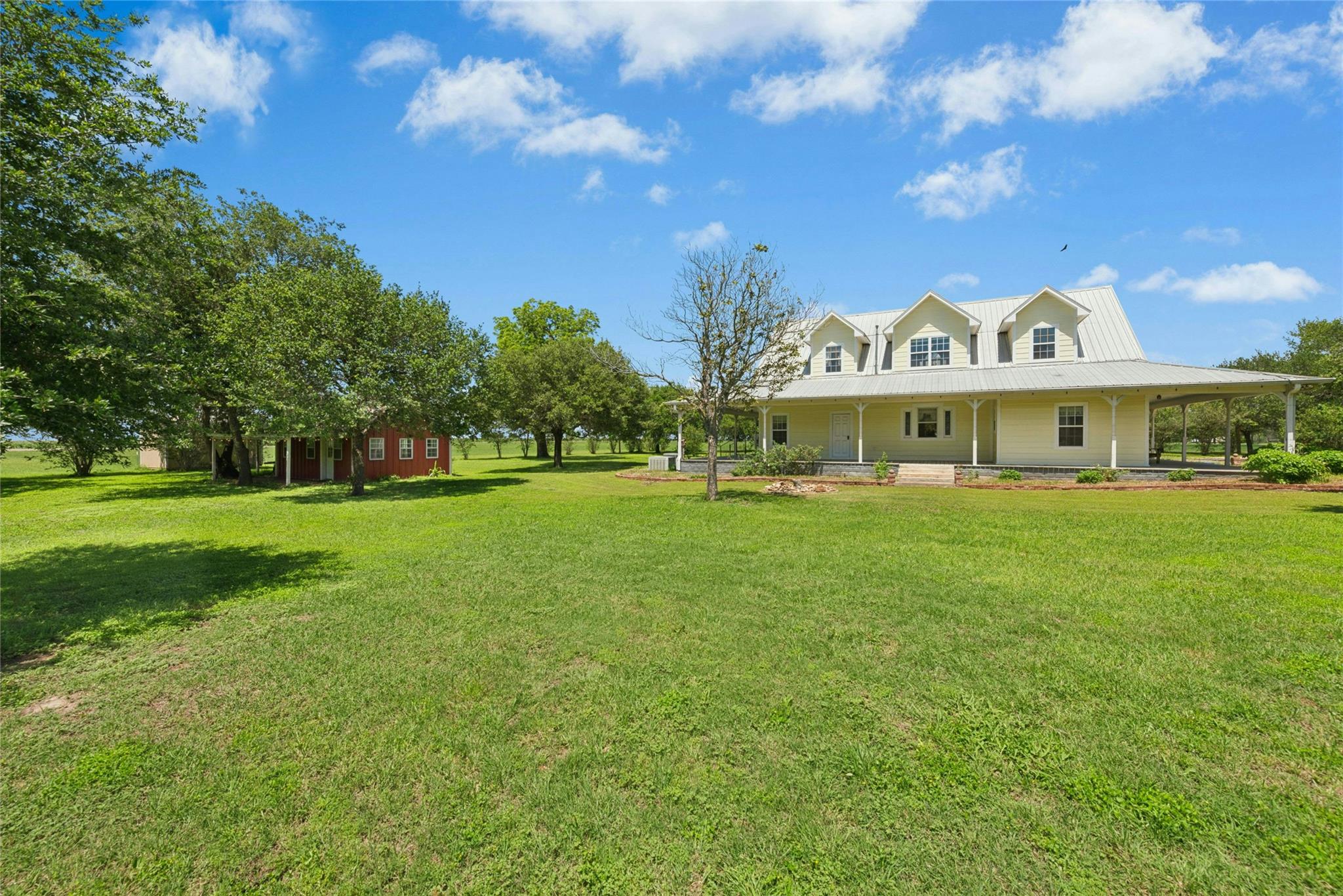 1610 County Road 463, Elgin, TX 78621