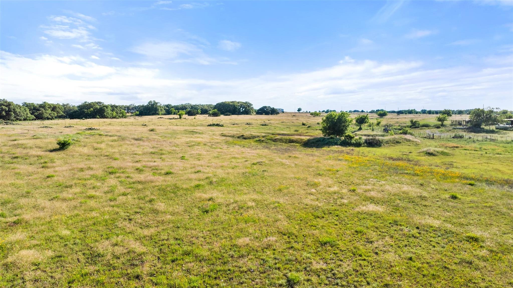 4501 210 County Rd, Bertram, TX 78605