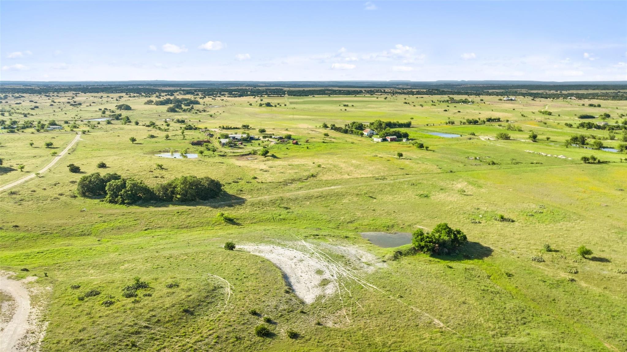 4501 210 County Rd, Bertram, TX 78605
