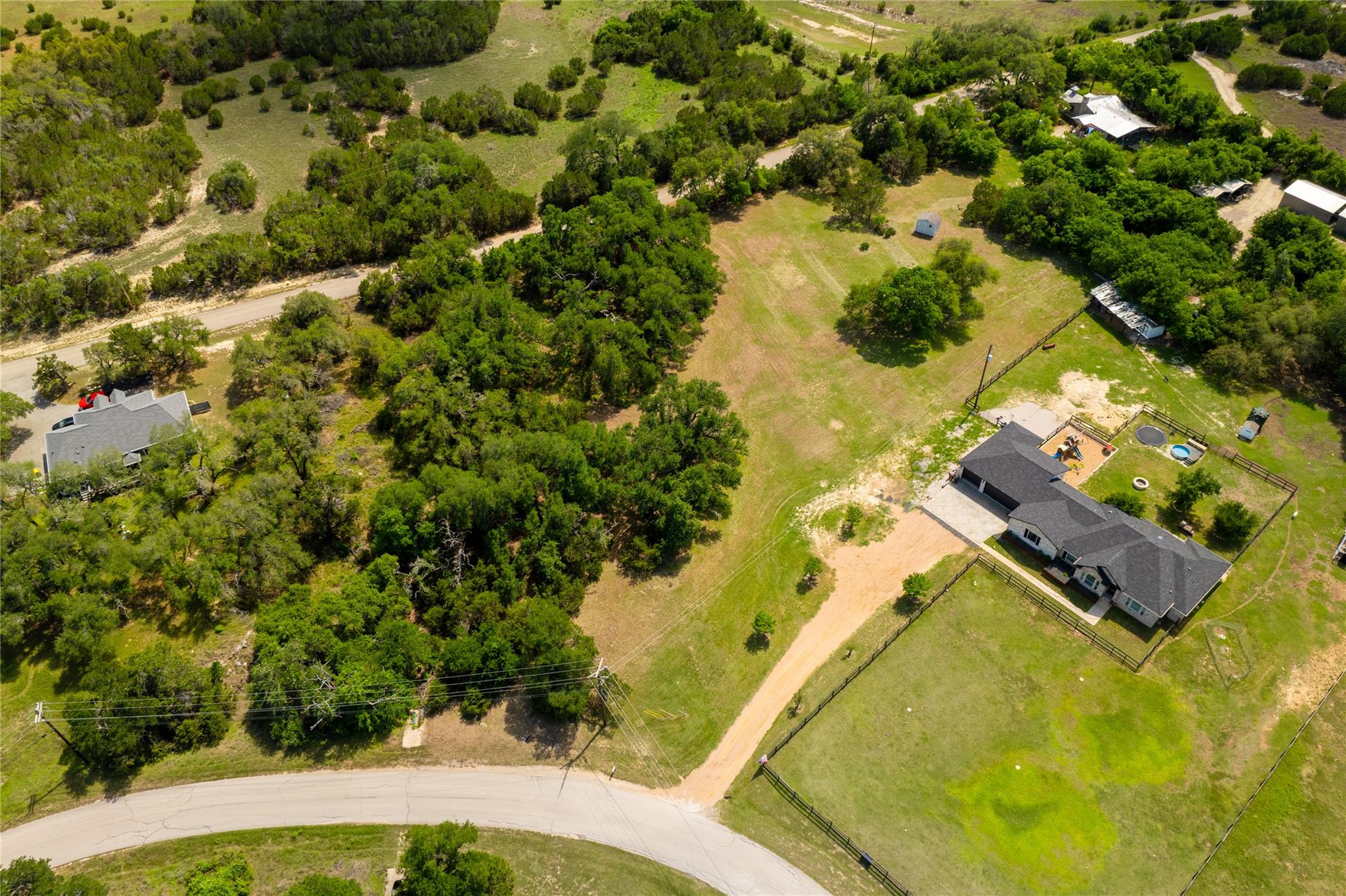 187 Beauchamp Rd, Dripping Springs, TX 78620