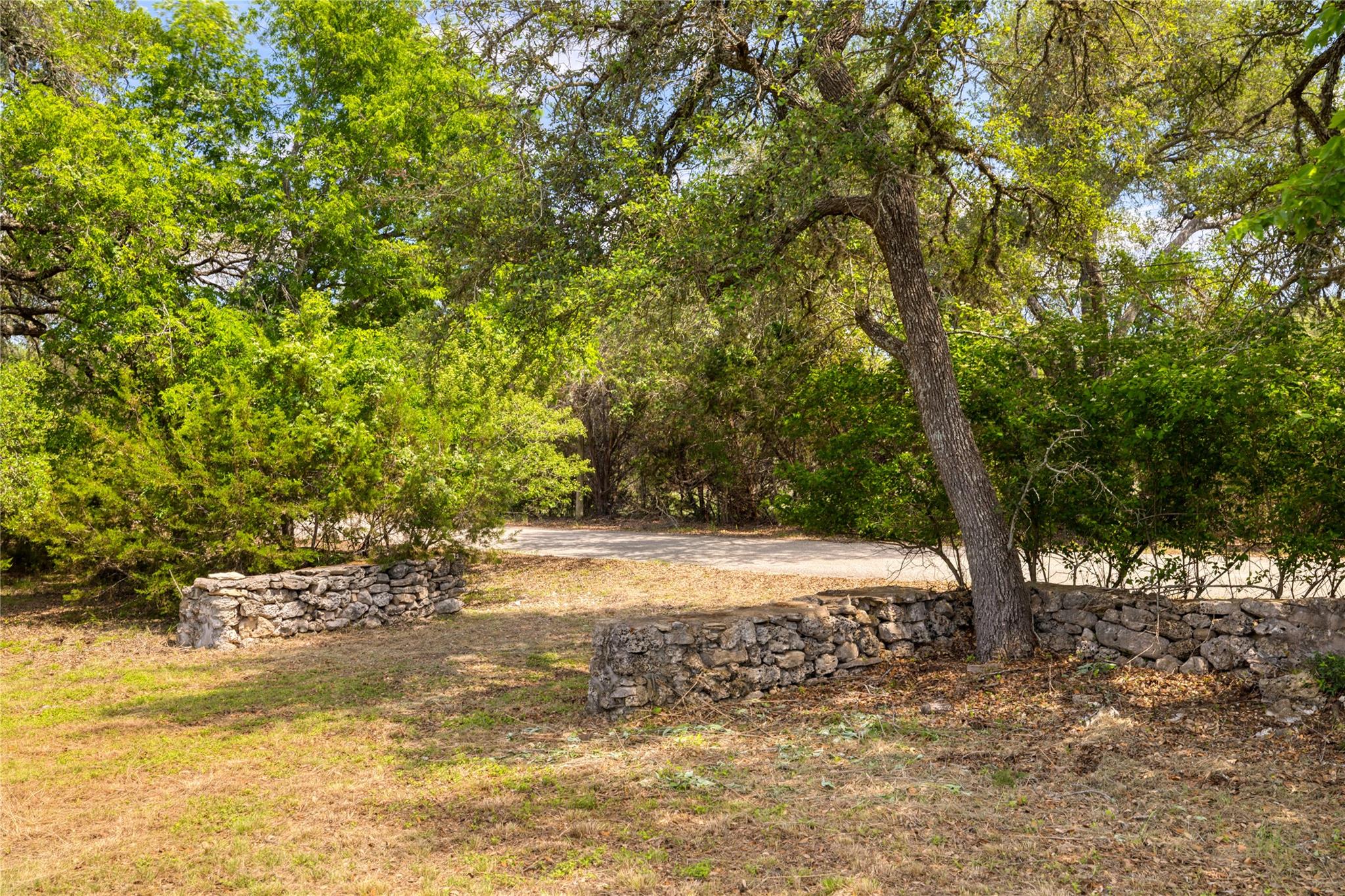 187 Beauchamp Rd, Dripping Springs, TX 78620