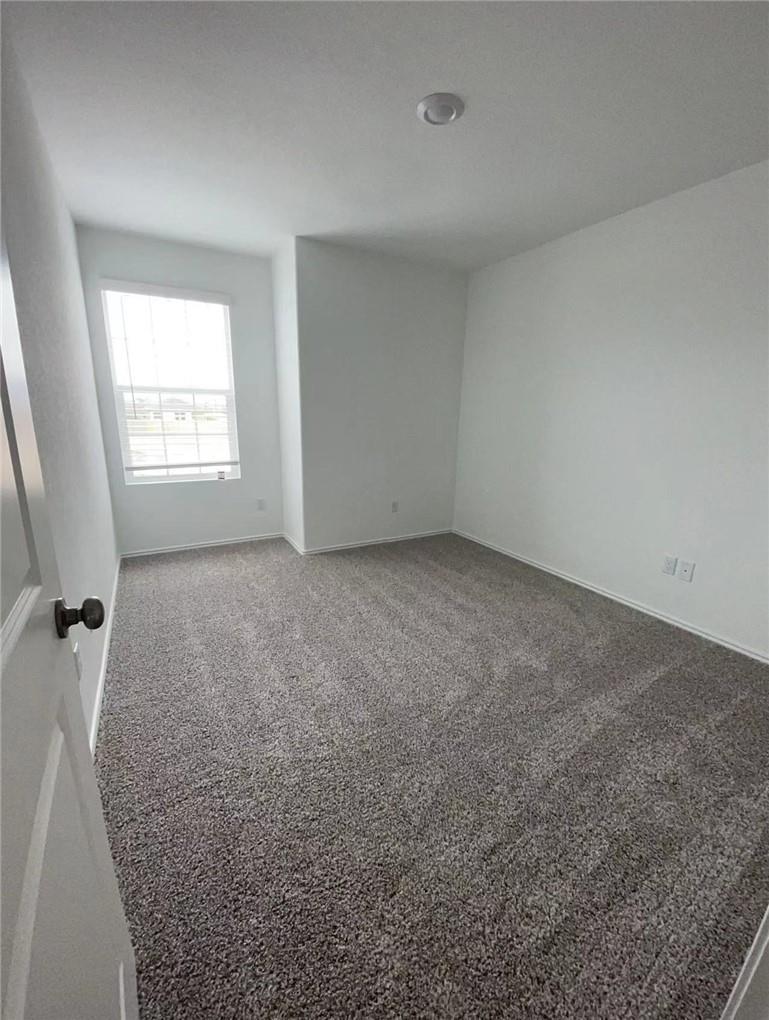 109 Canley Loop, Hutto, TX 78634
