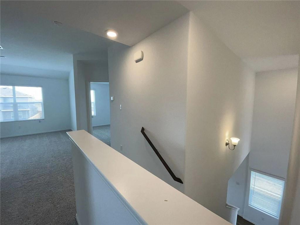 109 Canley Loop, Hutto, TX 78634