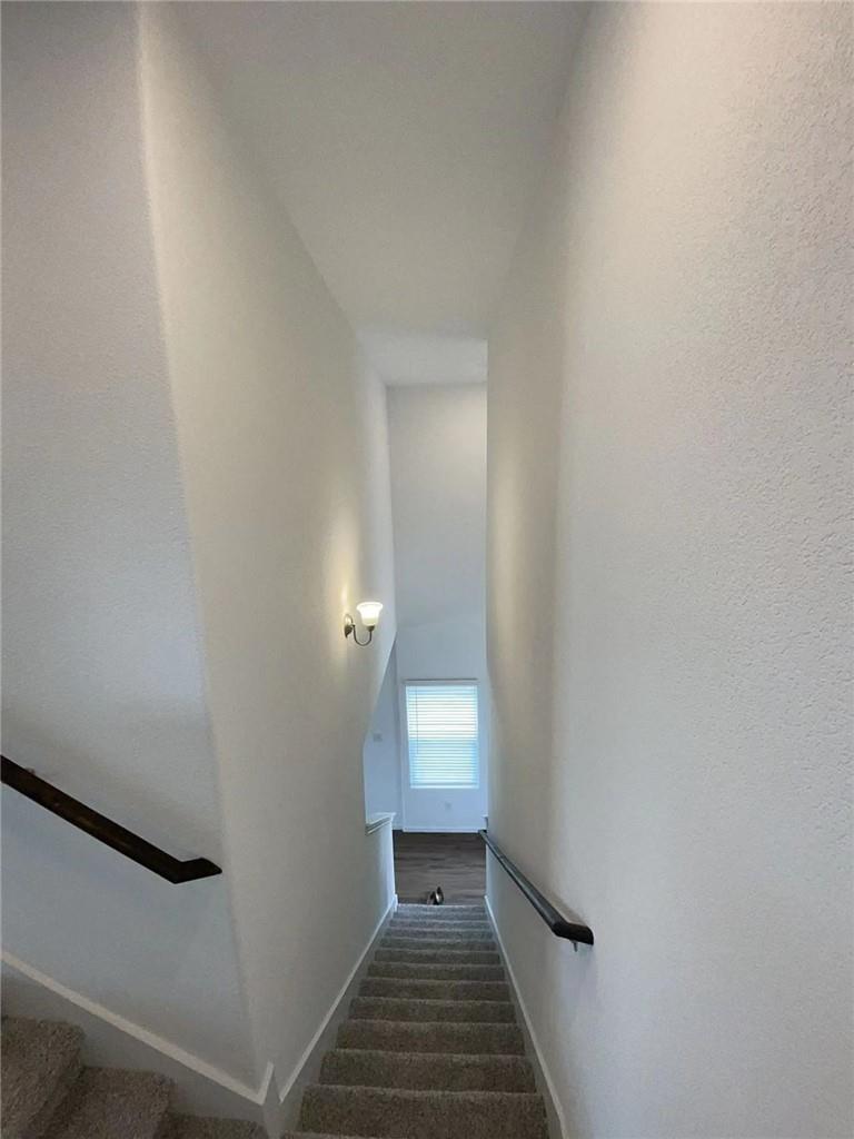 109 Canley Loop, Hutto, TX 78634