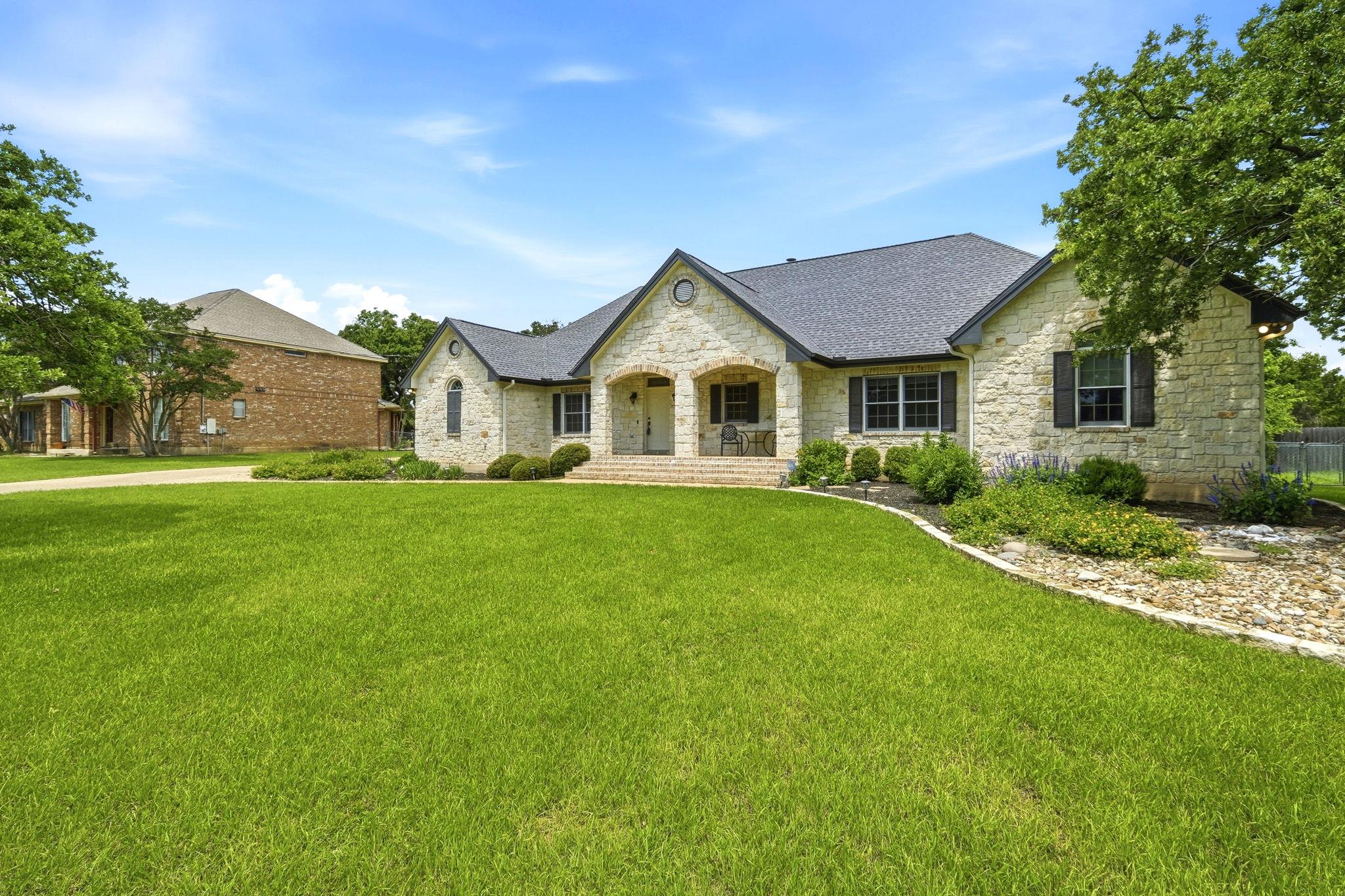 2000 Fountainwood Dr, Georgetown, TX 78633