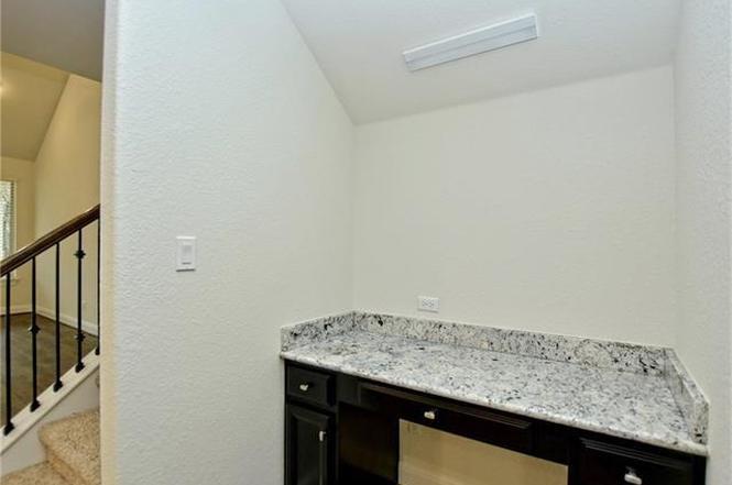 15821 Cinca Terra Dr, Bee Cave, TX 78738