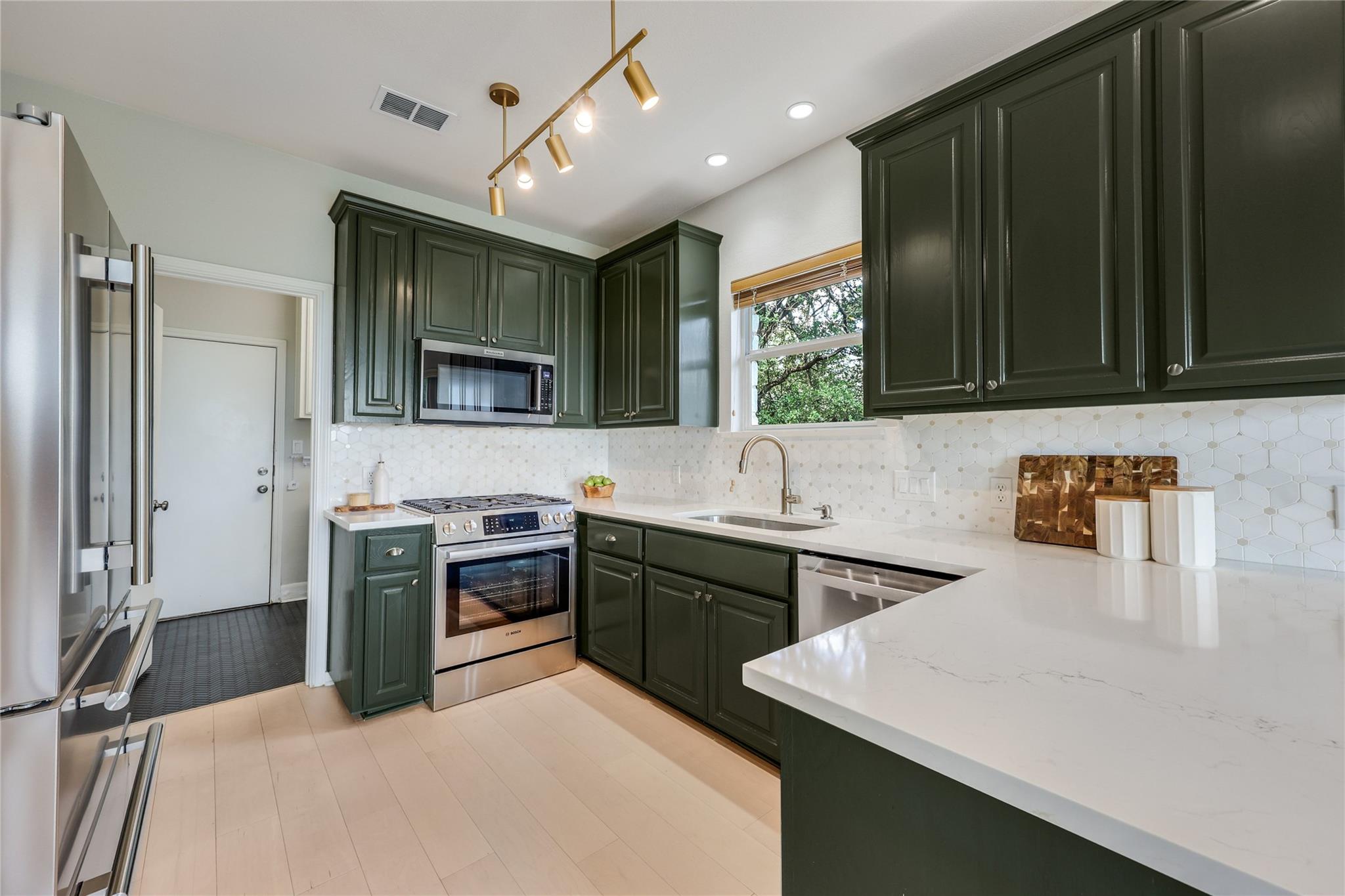 6403 Copperlily Cv, Austin, TX 78759