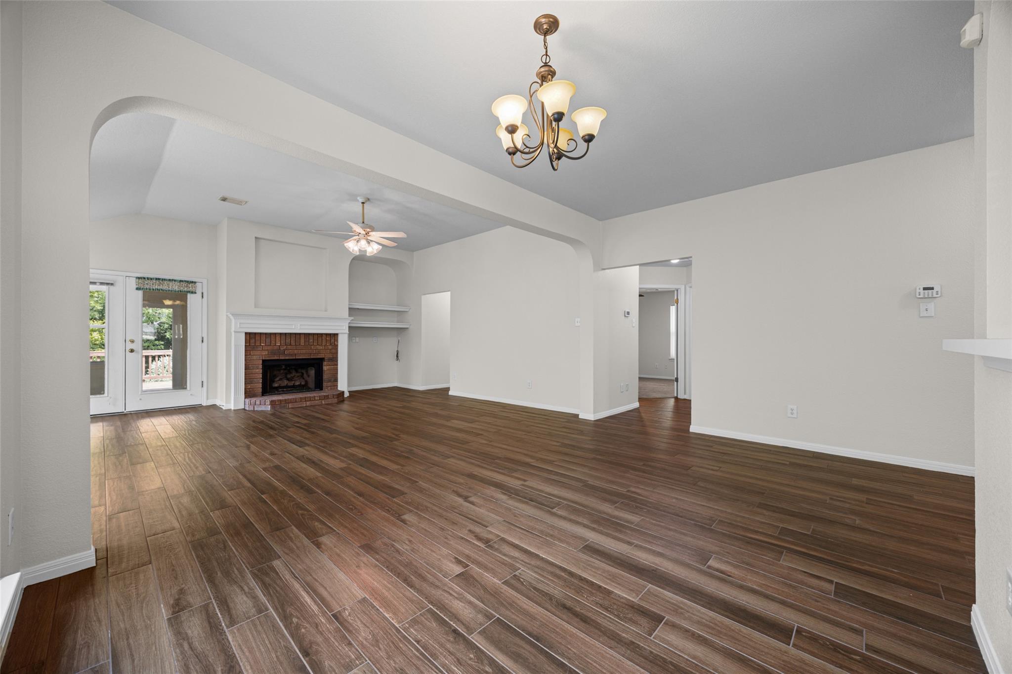 1824 Red Rock Dr, Round Rock, TX 78665