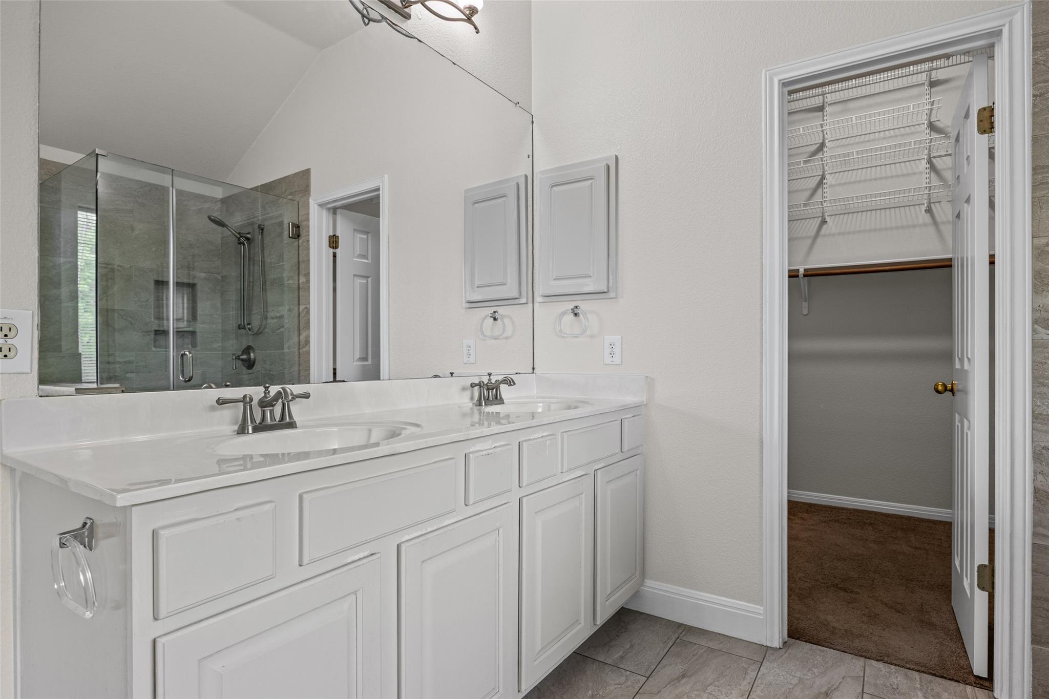 1824 Red Rock Dr, Round Rock, TX 78665