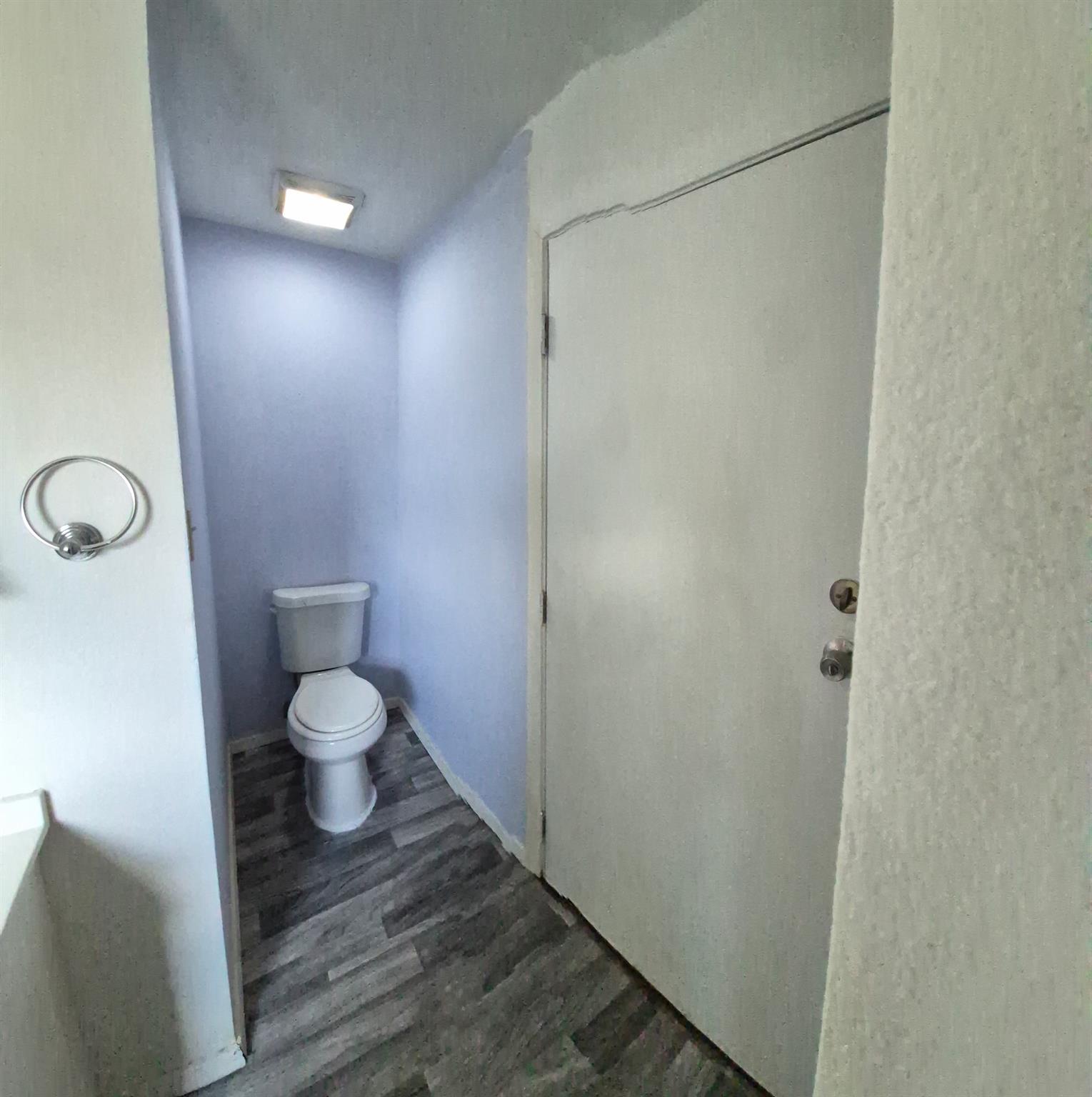 468 W Washington St, Giddings, TX 78942