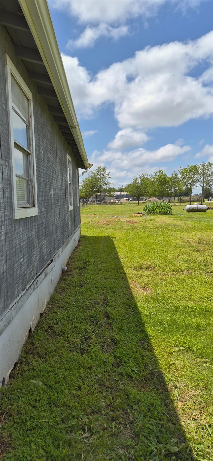 468 W Washington St, Giddings, TX 78942