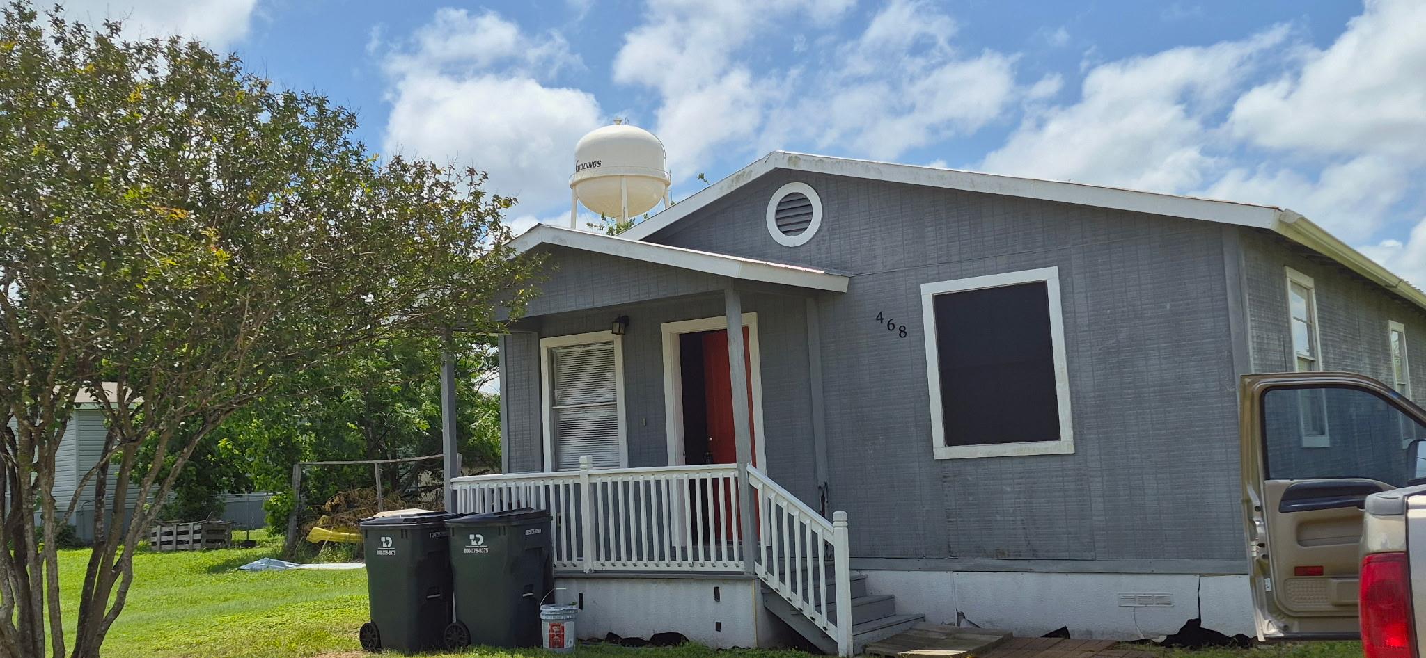 468 W Washington St, Giddings, TX 78942