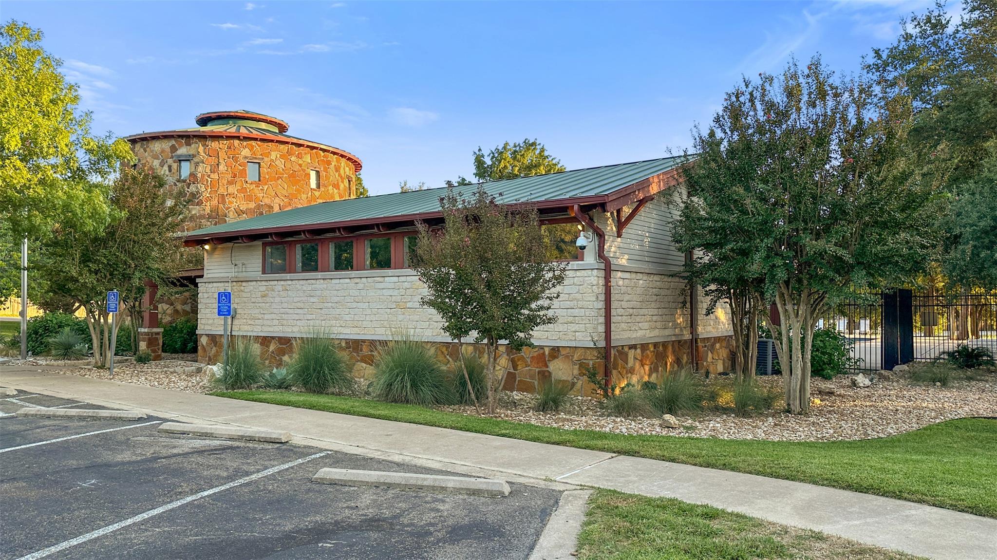 12104 Battle Bridge Dr, Austin, TX 78748
