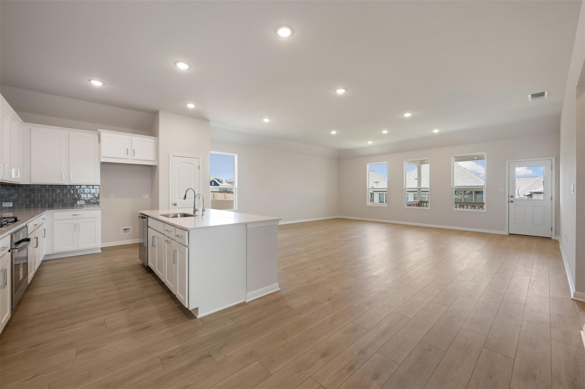 178 Coleto Trl, Bastrop, TX 78602