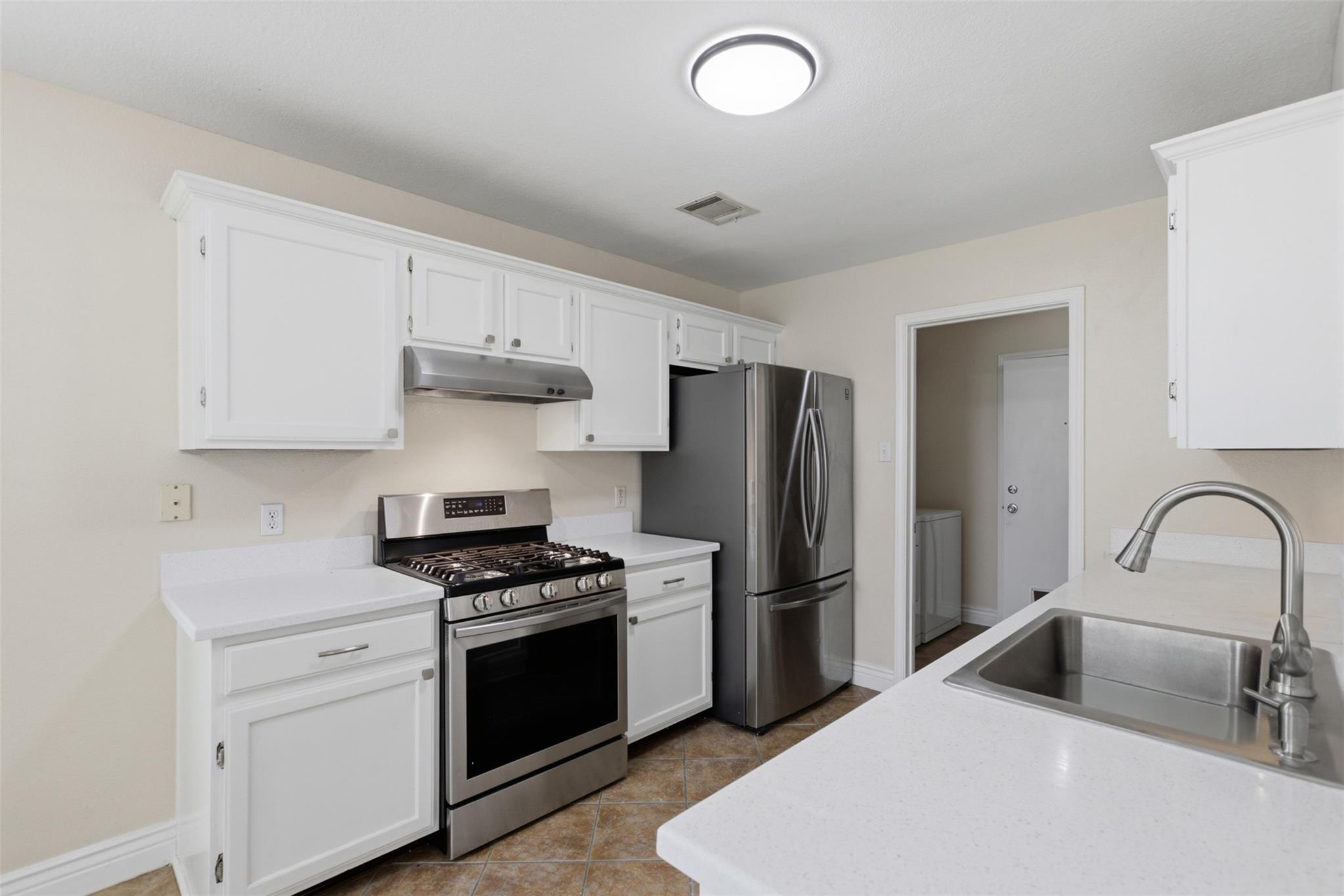 15532 Miss Adriennes Path, Pflugerville, TX 78660