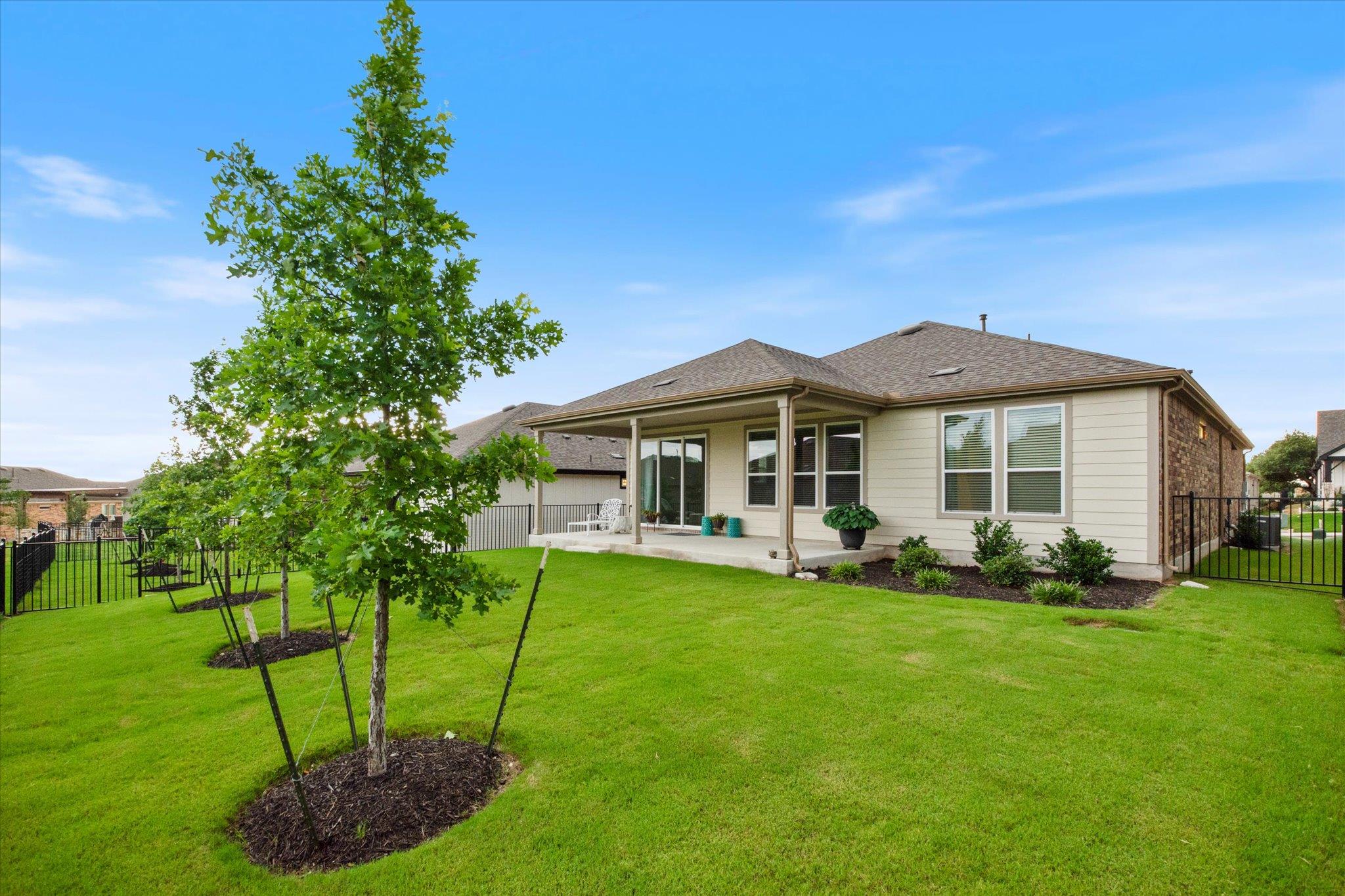 210 Bellows St, Georgetown, TX 78633