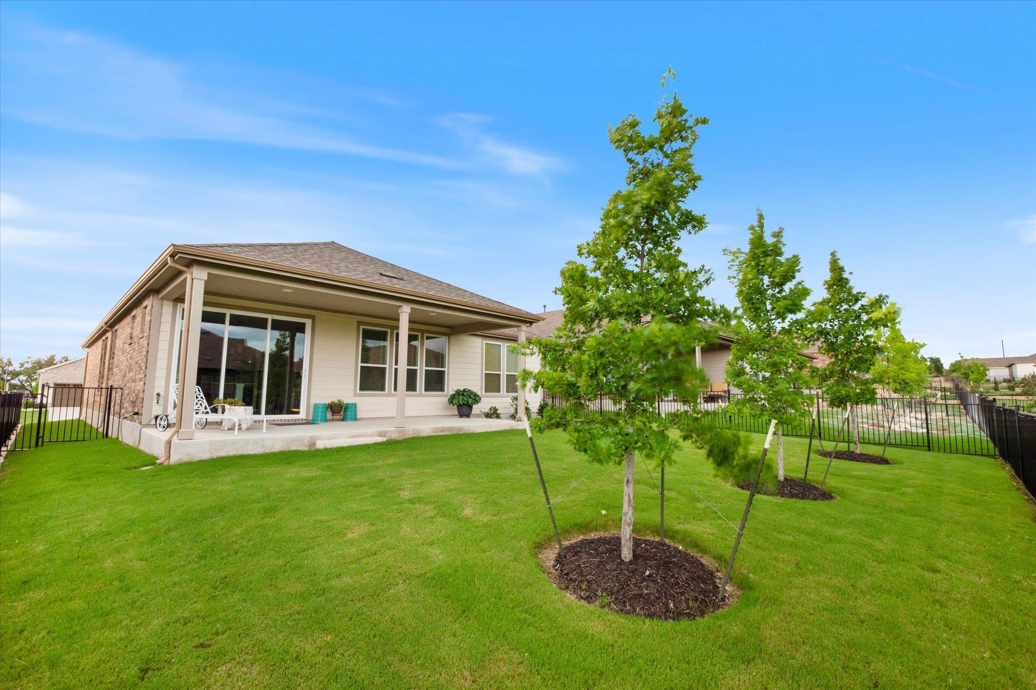 210 Bellows St, Georgetown, TX 78633