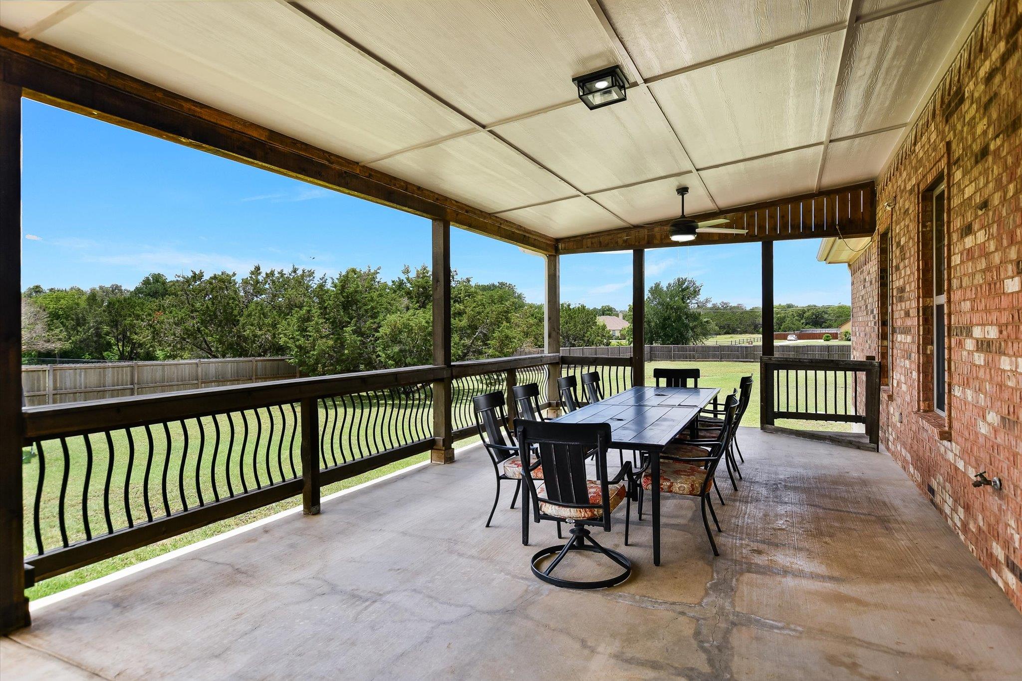 212 Christine Ln, Liberty Hill, TX 78642