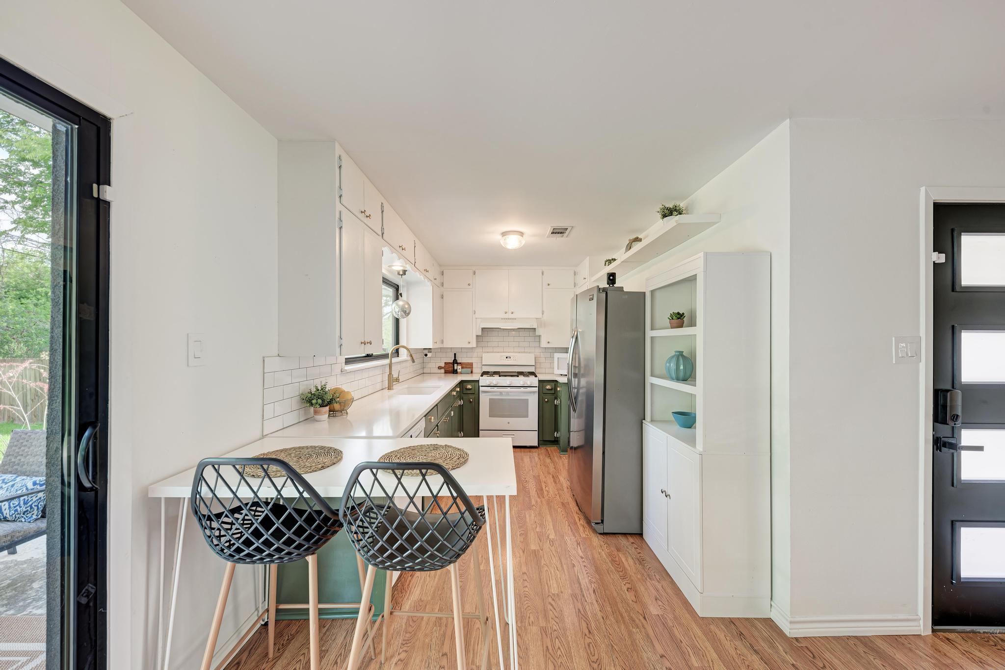 4702 Hilldale Dr, Austin, TX 78723